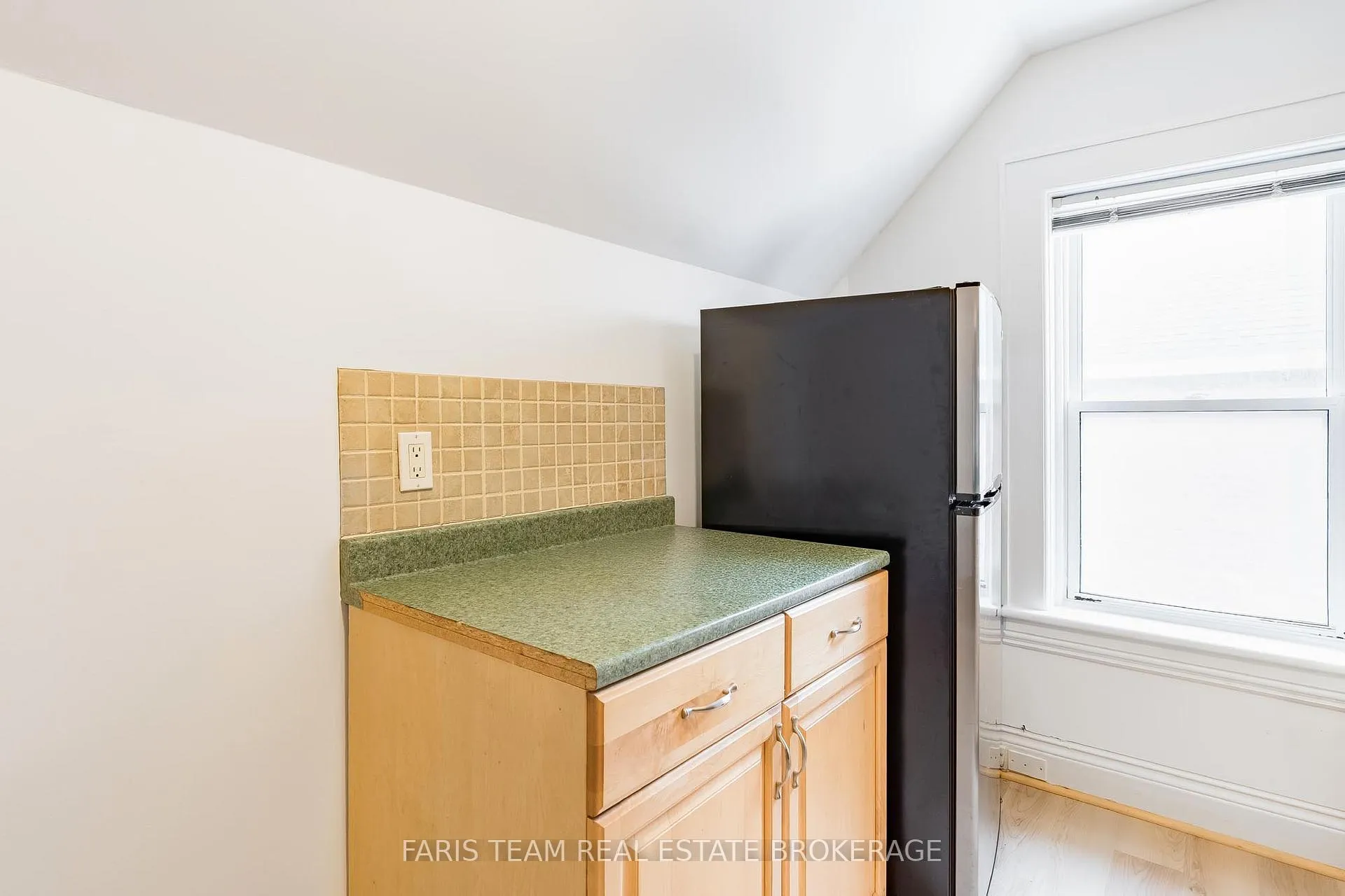 Photo 8 of 240 Laclie Street, Orillia — HOMEH