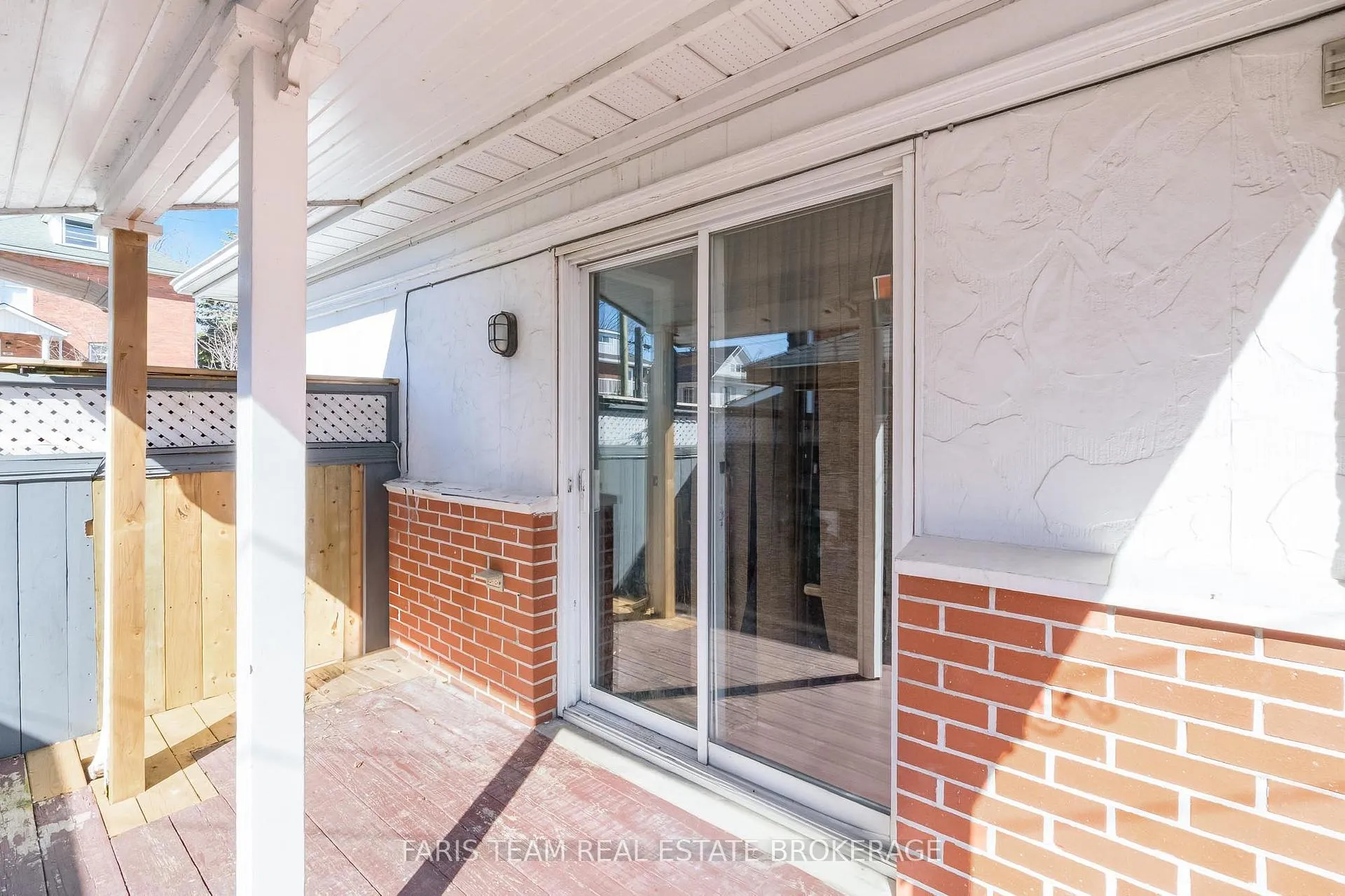 Photo 23 of 240 Laclie Street, Orillia — HOMEH