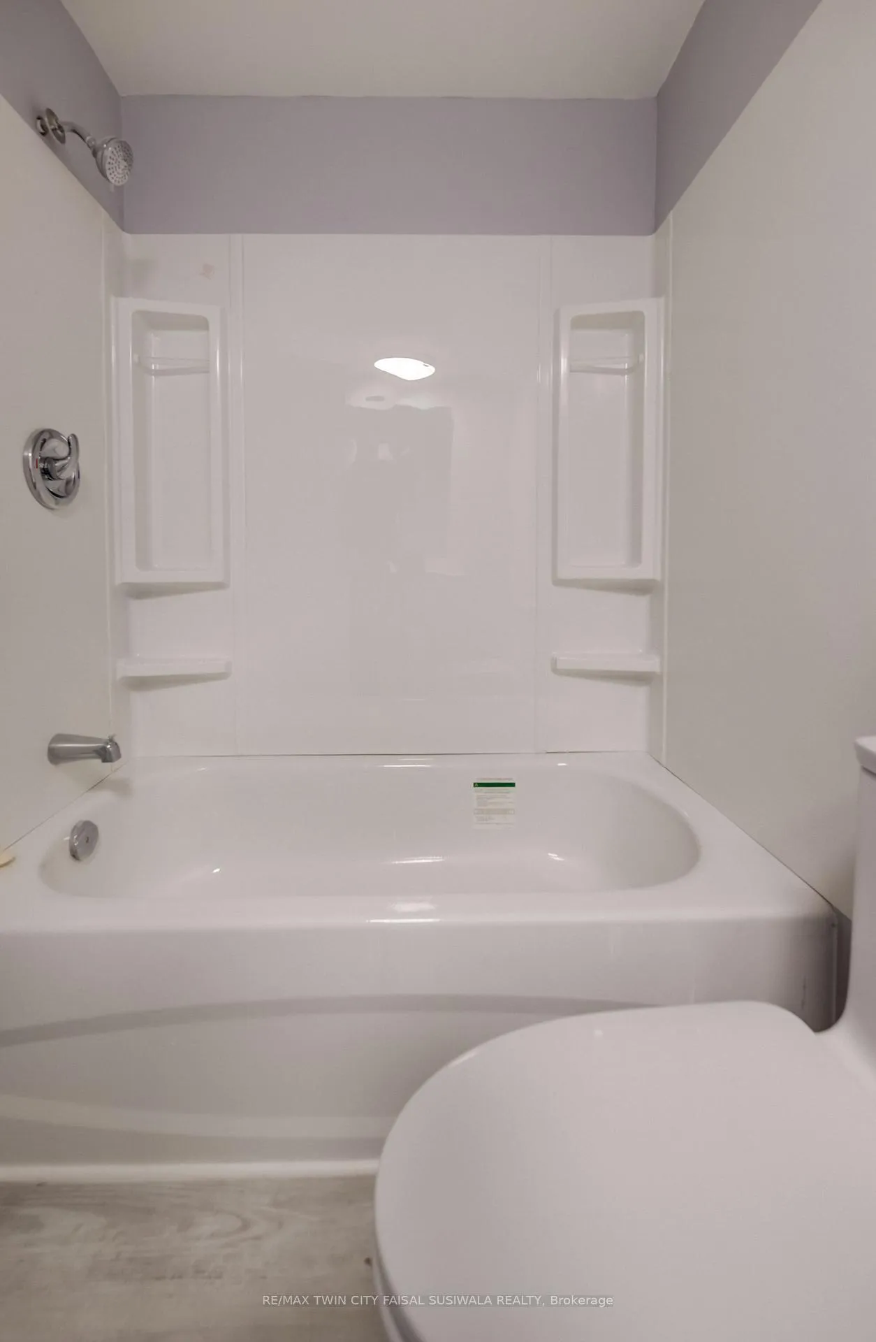 Photo 11 of Unit 18, 249 Cedarbrae Avenue, Waterloo, Lakeshore Village — HOMEH