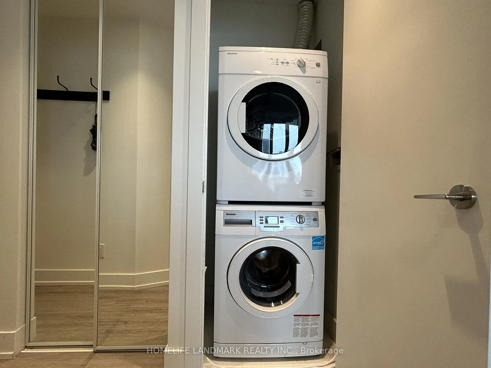 Photo 7 of Unit 3410, 7 Grenville Street, Toronto, Bay Street Corridor — HOMEH