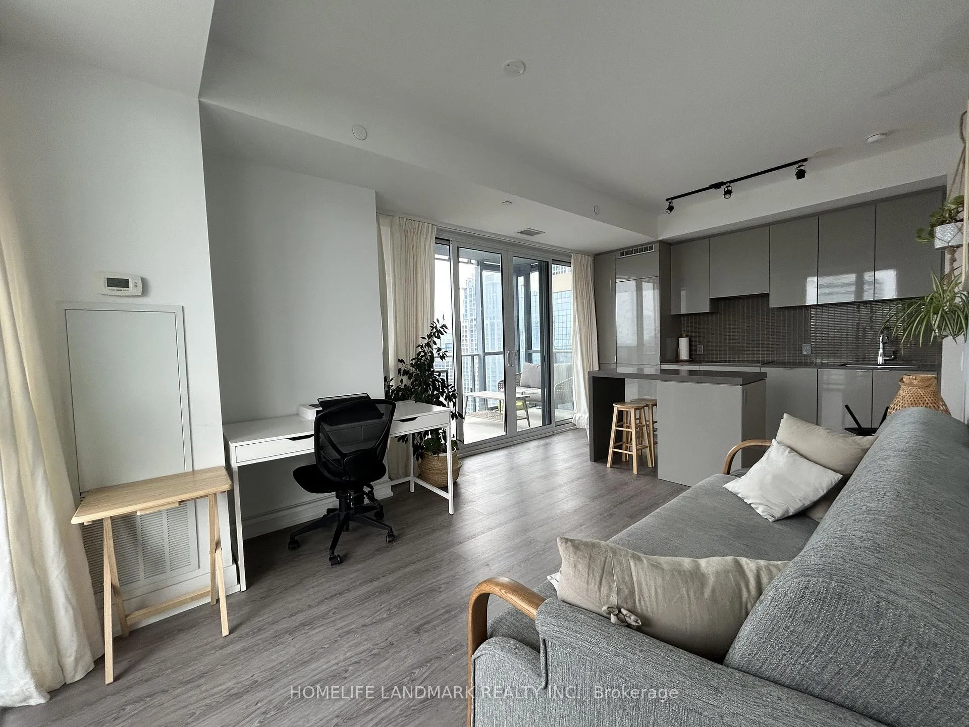 Photo 11 of Unit 3410, 7 Grenville Street, Toronto, Bay Street Corridor — HOMEH