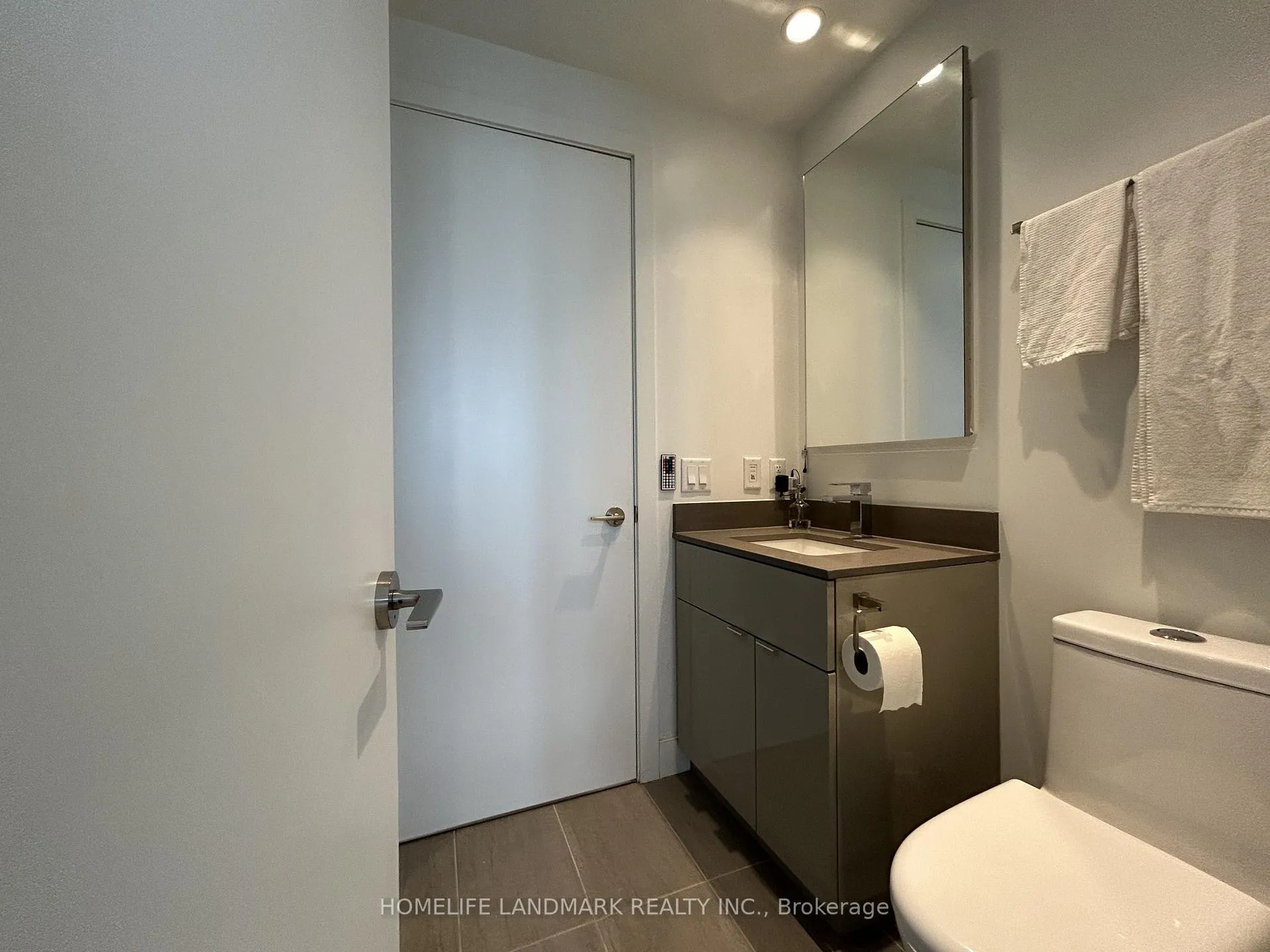 Photo 15 of Unit 3410, 7 Grenville Street, Toronto, Bay Street Corridor — HOMEH