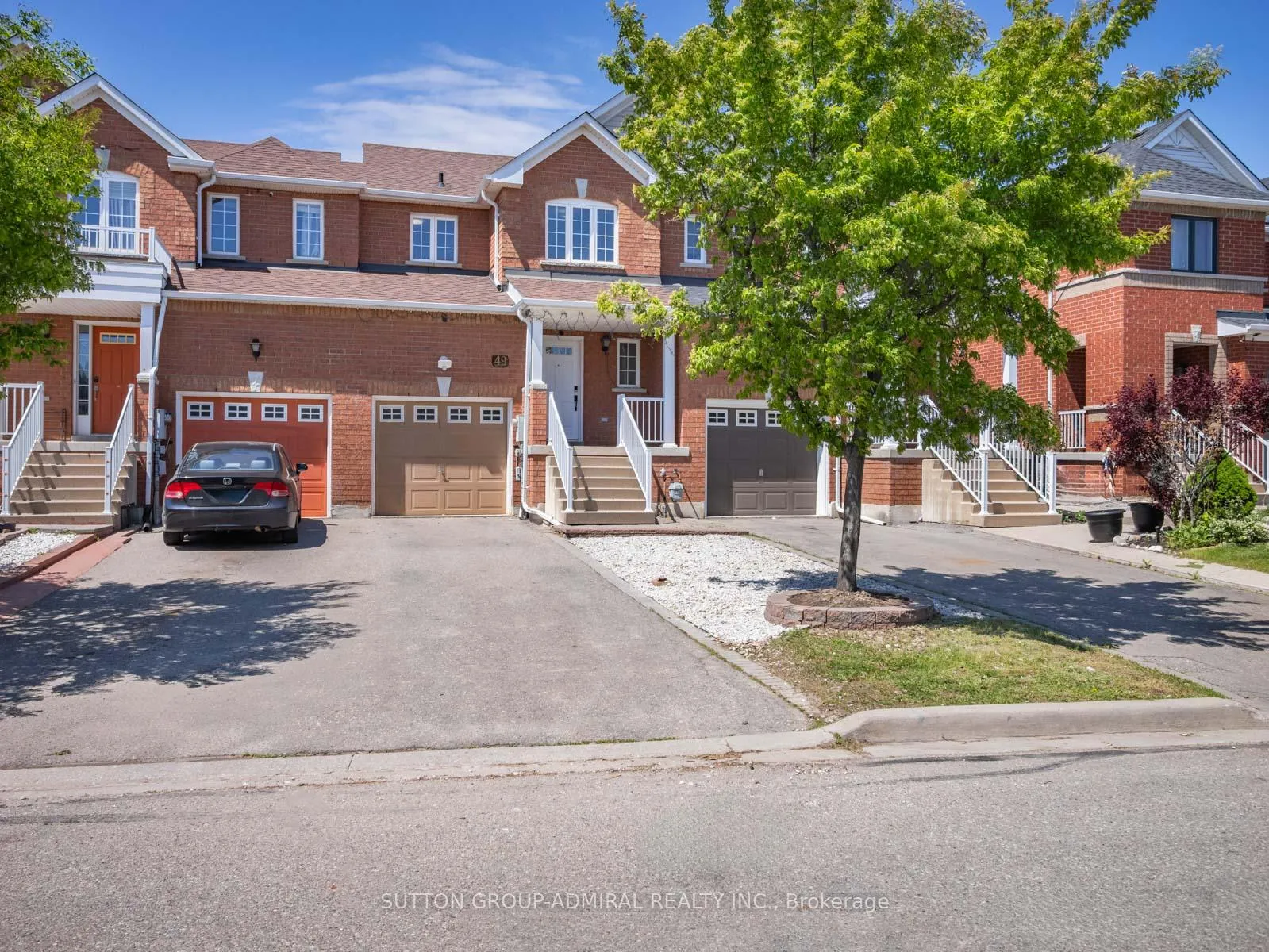 Photo 1 of 49 Lindenshire Avenue, Vaughan, Maple — HOMEH