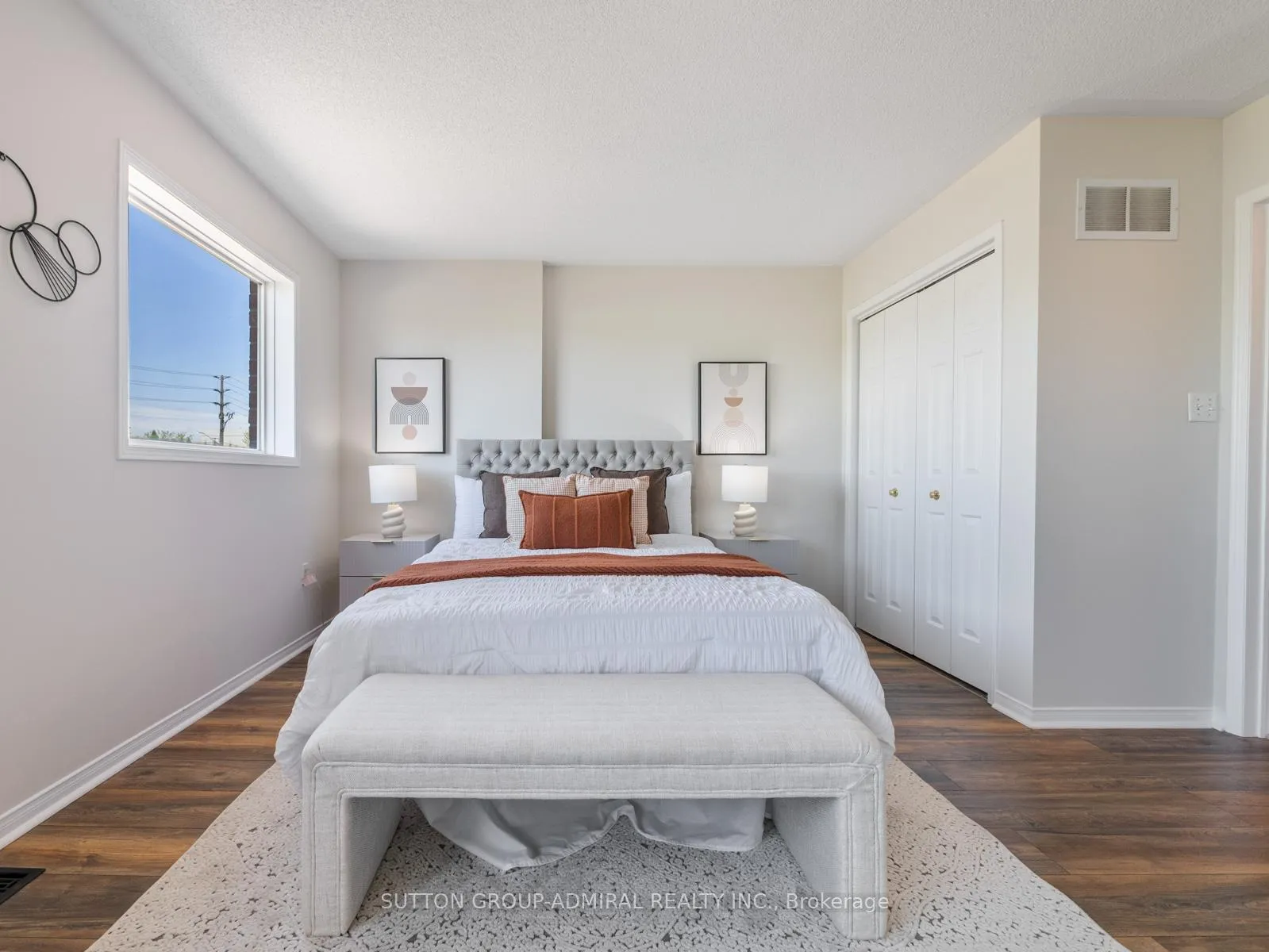 Photo 19 of 49 Lindenshire Avenue, Vaughan, Maple — HOMEH