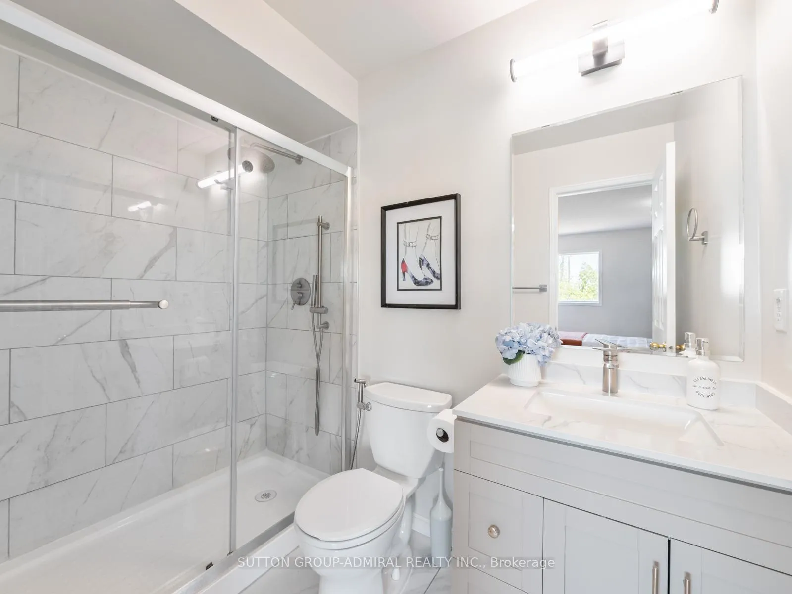 Photo 22 of 49 Lindenshire Avenue, Vaughan, Maple — HOMEH