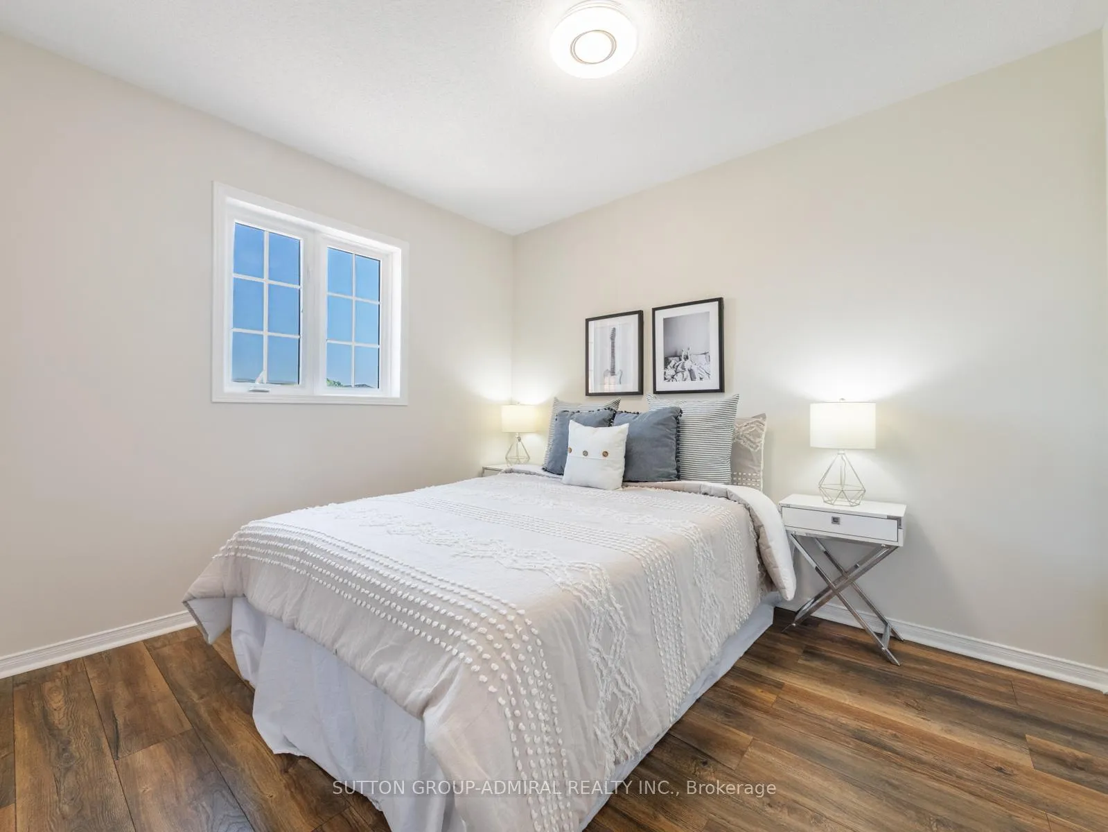 Photo 25 of 49 Lindenshire Avenue, Vaughan, Maple — HOMEH