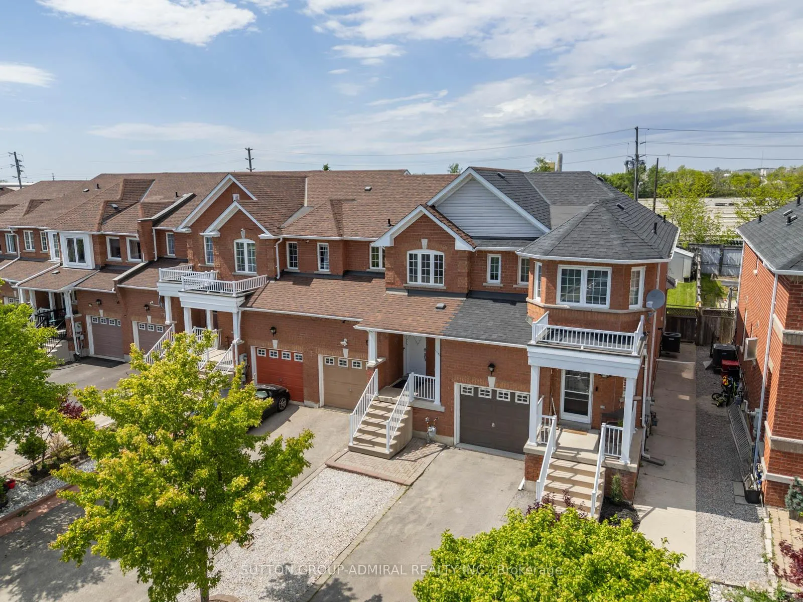 Photo 36 of 49 Lindenshire Avenue, Vaughan, Maple — HOMEH