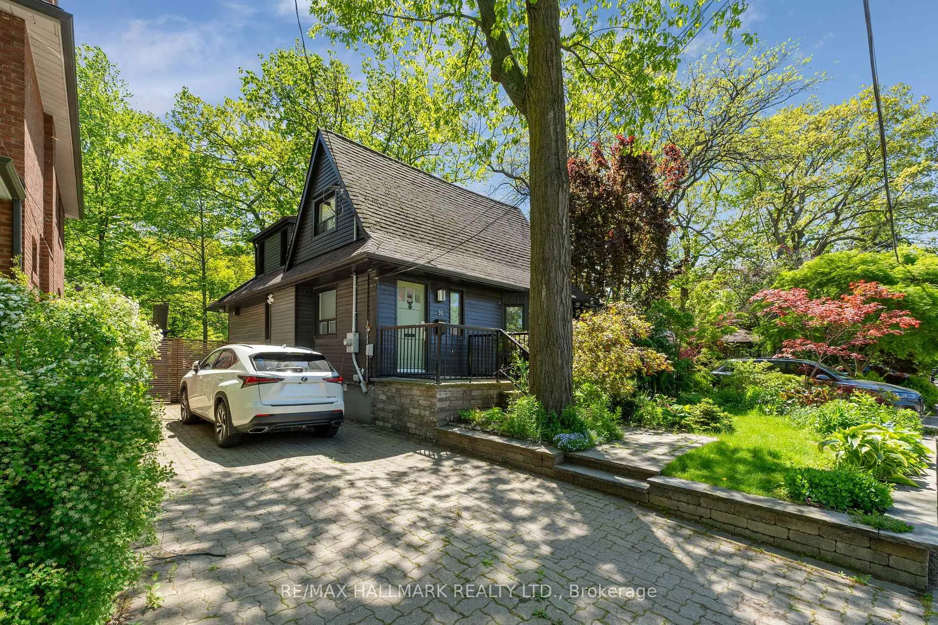 Photo 1 of 35 Benlamond Avenue, Toronto, East End-Danforth — HOMEH