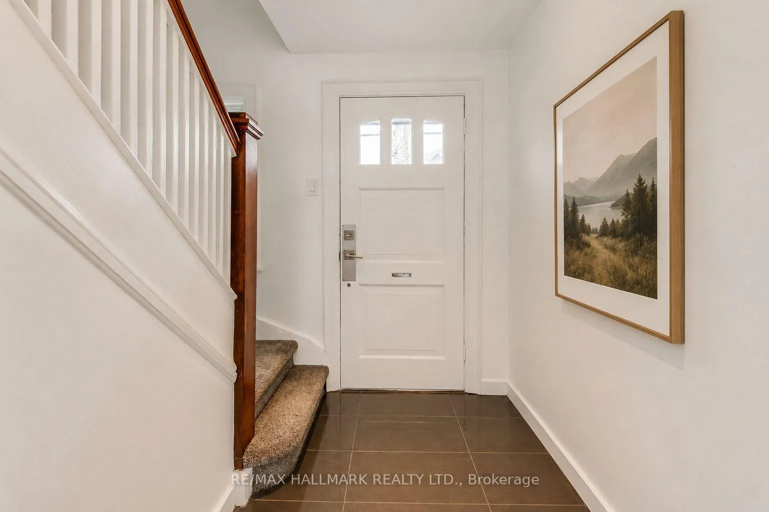 Photo 5 of 35 Benlamond Avenue, Toronto, East End-Danforth — HOMEH
