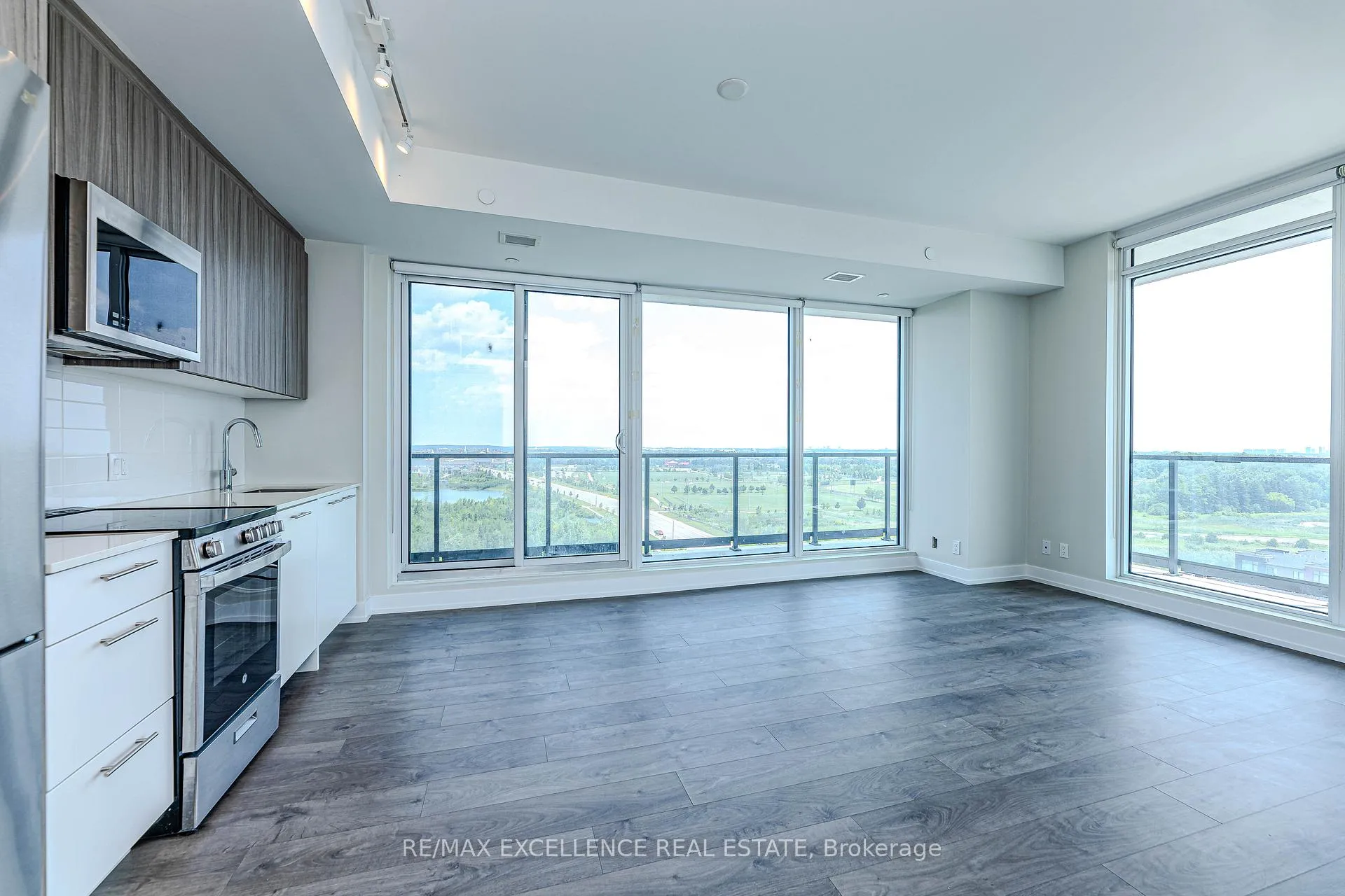Photo 18 of Unit 1008S, 215 Veterans Drive, Brampton, Brampton North — HOMEH