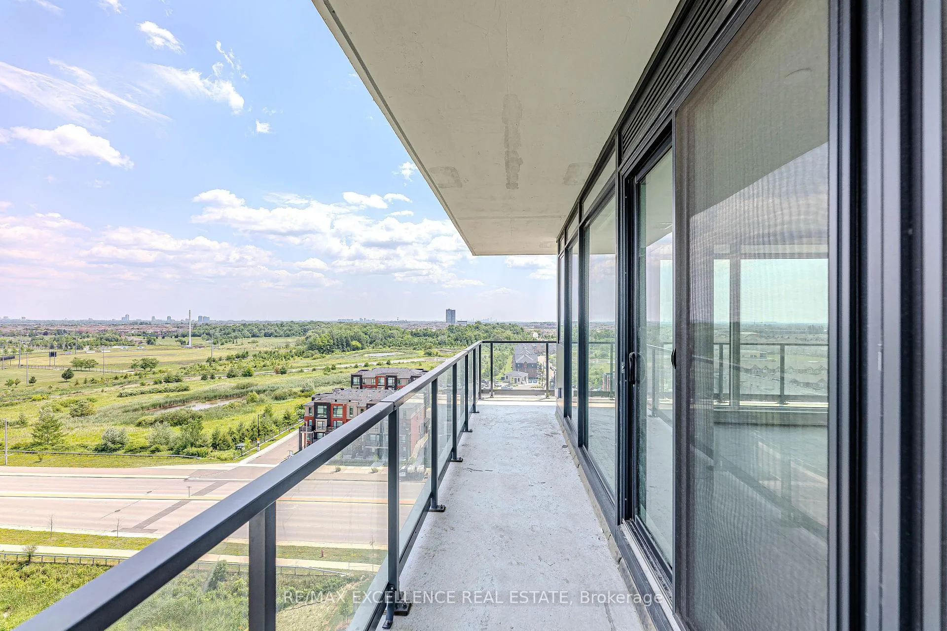 Photo 32 of Unit 1008S, 215 Veterans Drive, Brampton, Brampton North — HOMEH