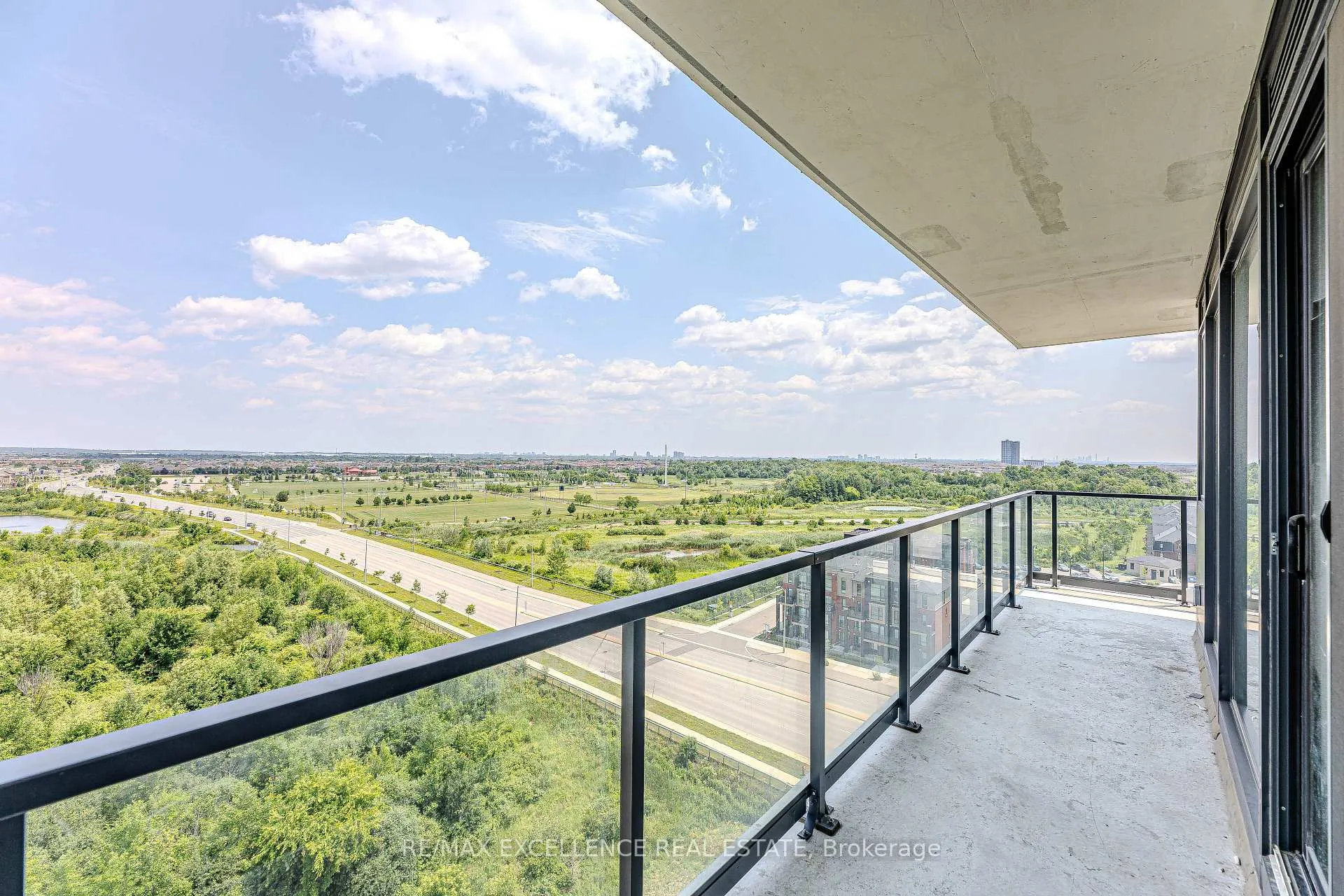 Photo 33 of Unit 1008S, 215 Veterans Drive, Brampton, Brampton North — HOMEH
