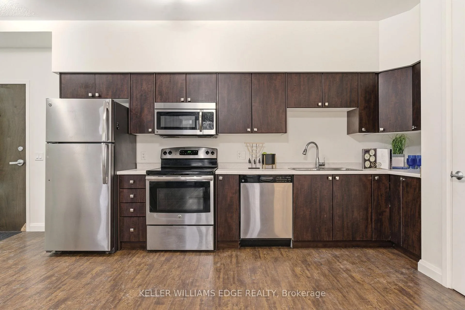 Photo 18 of Unit 408, 112 King Street E, Hamilton, Beasley — HOMEH