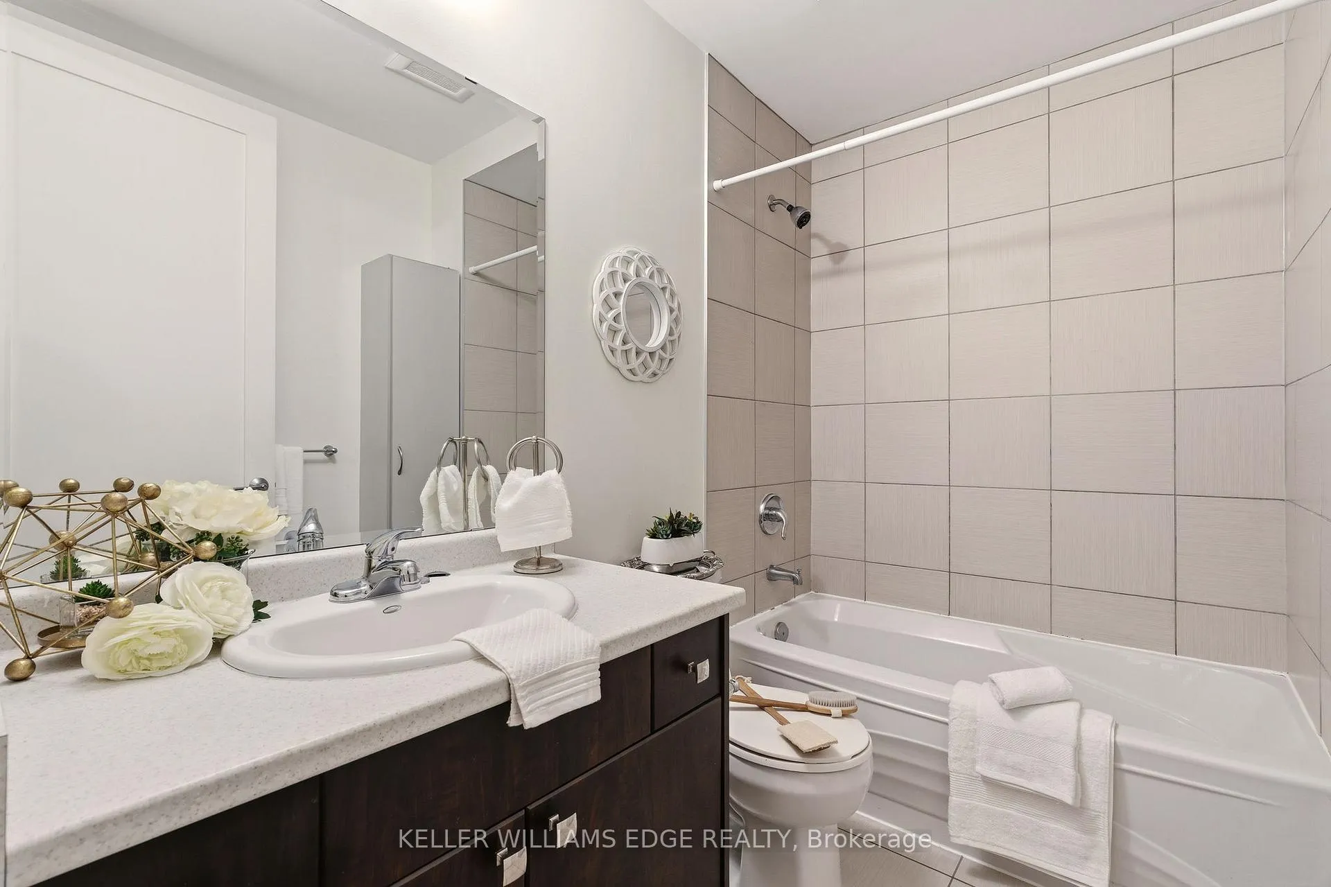 Photo 24 of Unit 408, 112 King Street E, Hamilton, Beasley — HOMEH