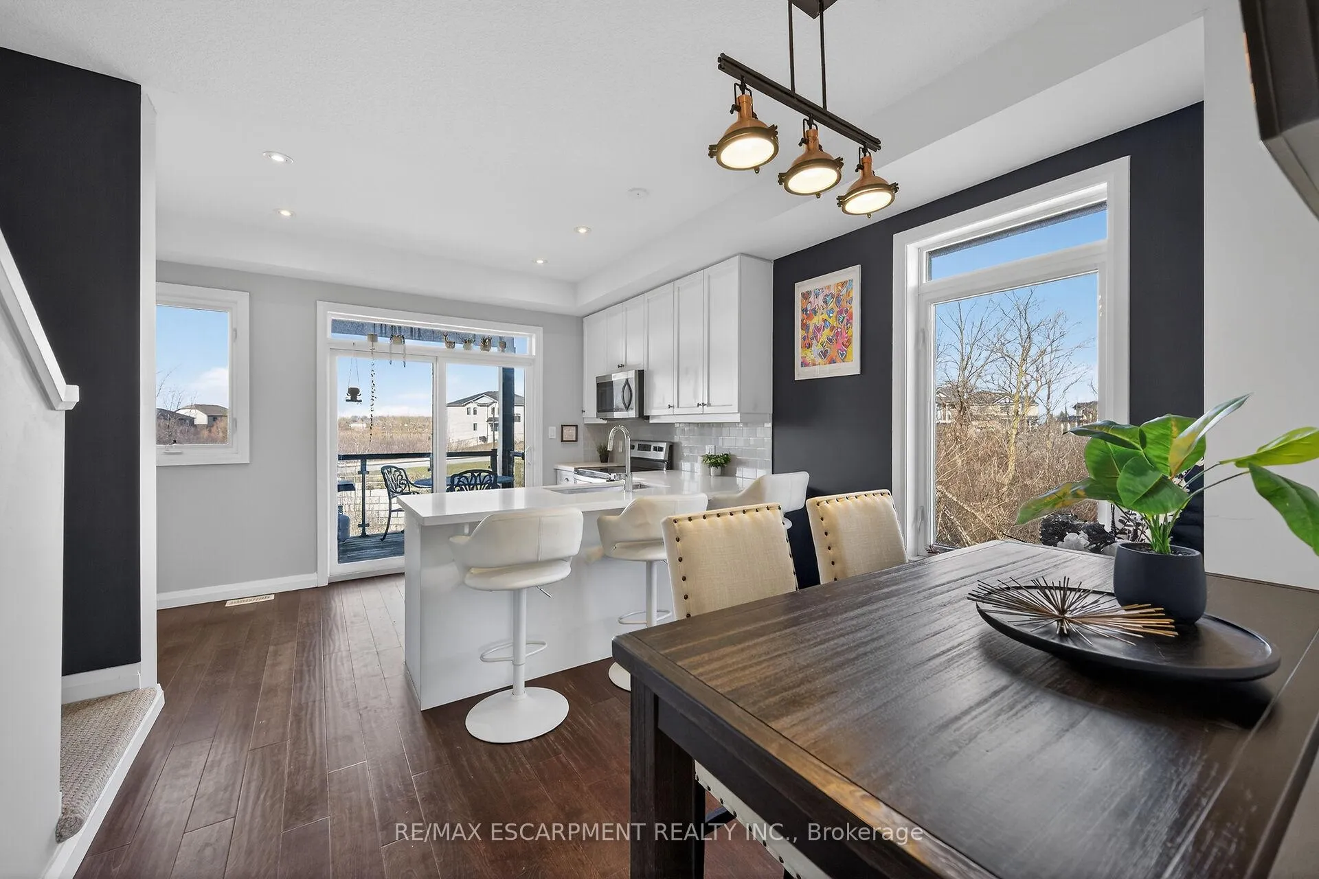 Photo 8 of Unit 33, 35 Midhurst Heights, Hamilton, Stoney Creek Mountain — HOMEH