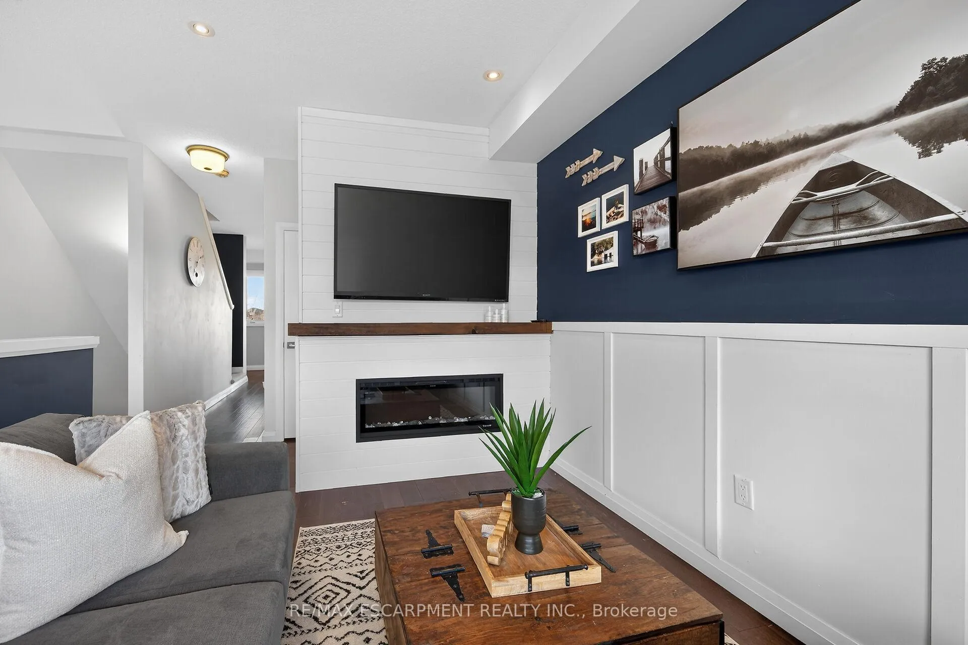 Photo 13 of Unit 33, 35 Midhurst Heights, Hamilton, Stoney Creek Mountain — HOMEH