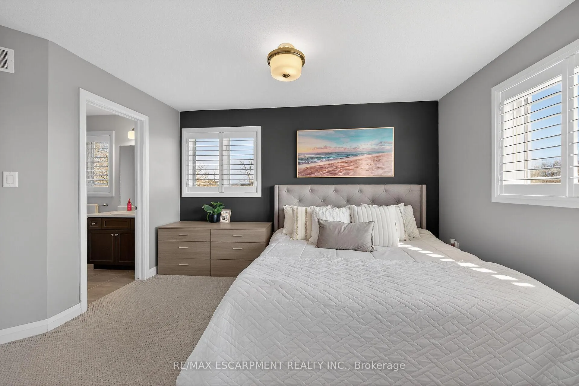 Photo 19 of Unit 33, 35 Midhurst Heights, Hamilton, Stoney Creek Mountain — HOMEH