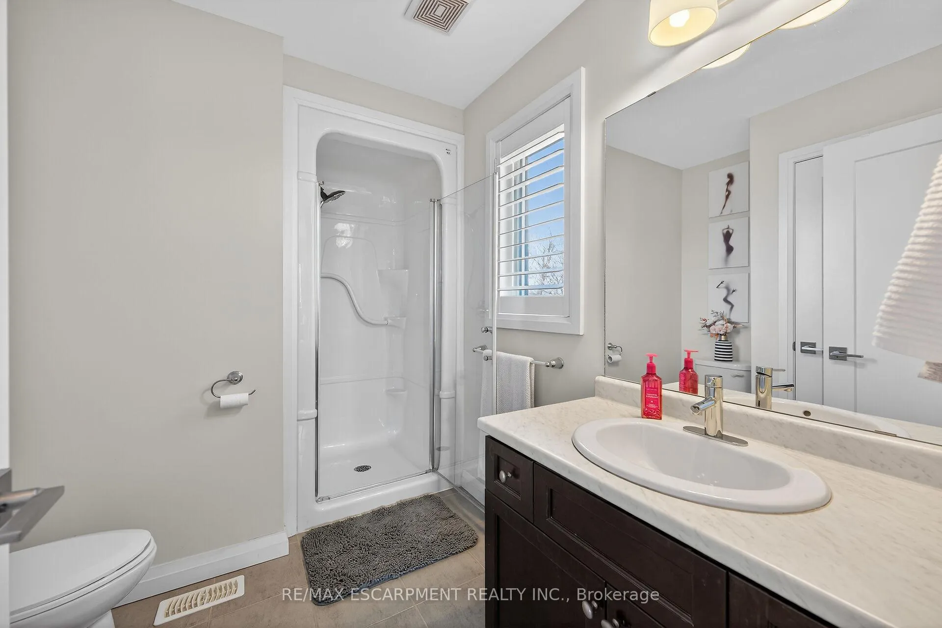 Photo 22 of Unit 33, 35 Midhurst Heights, Hamilton, Stoney Creek Mountain — HOMEH