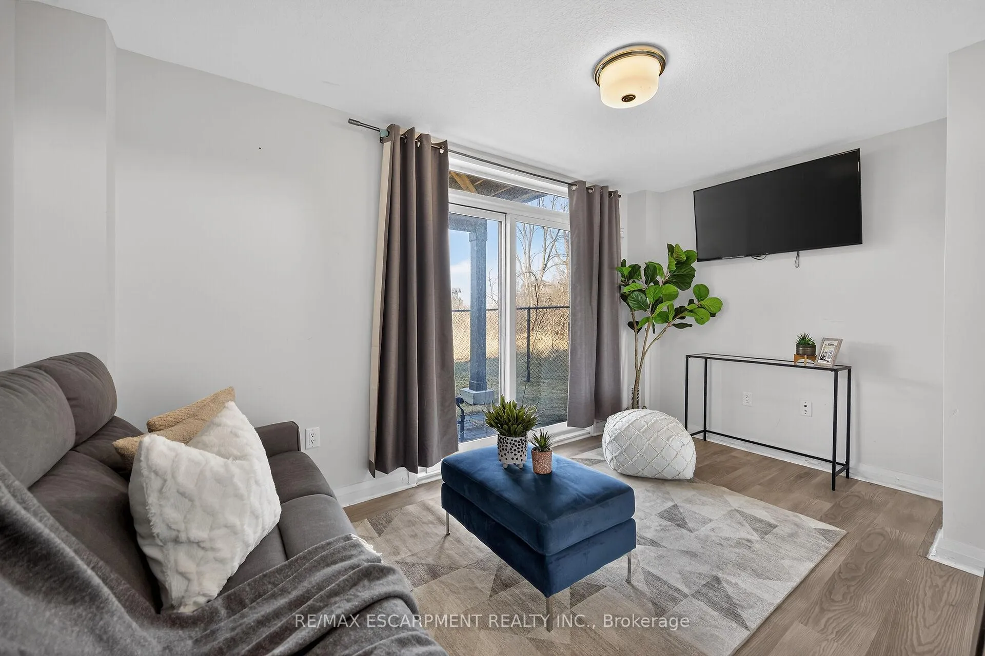 Photo 27 of Unit 33, 35 Midhurst Heights, Hamilton, Stoney Creek Mountain — HOMEH