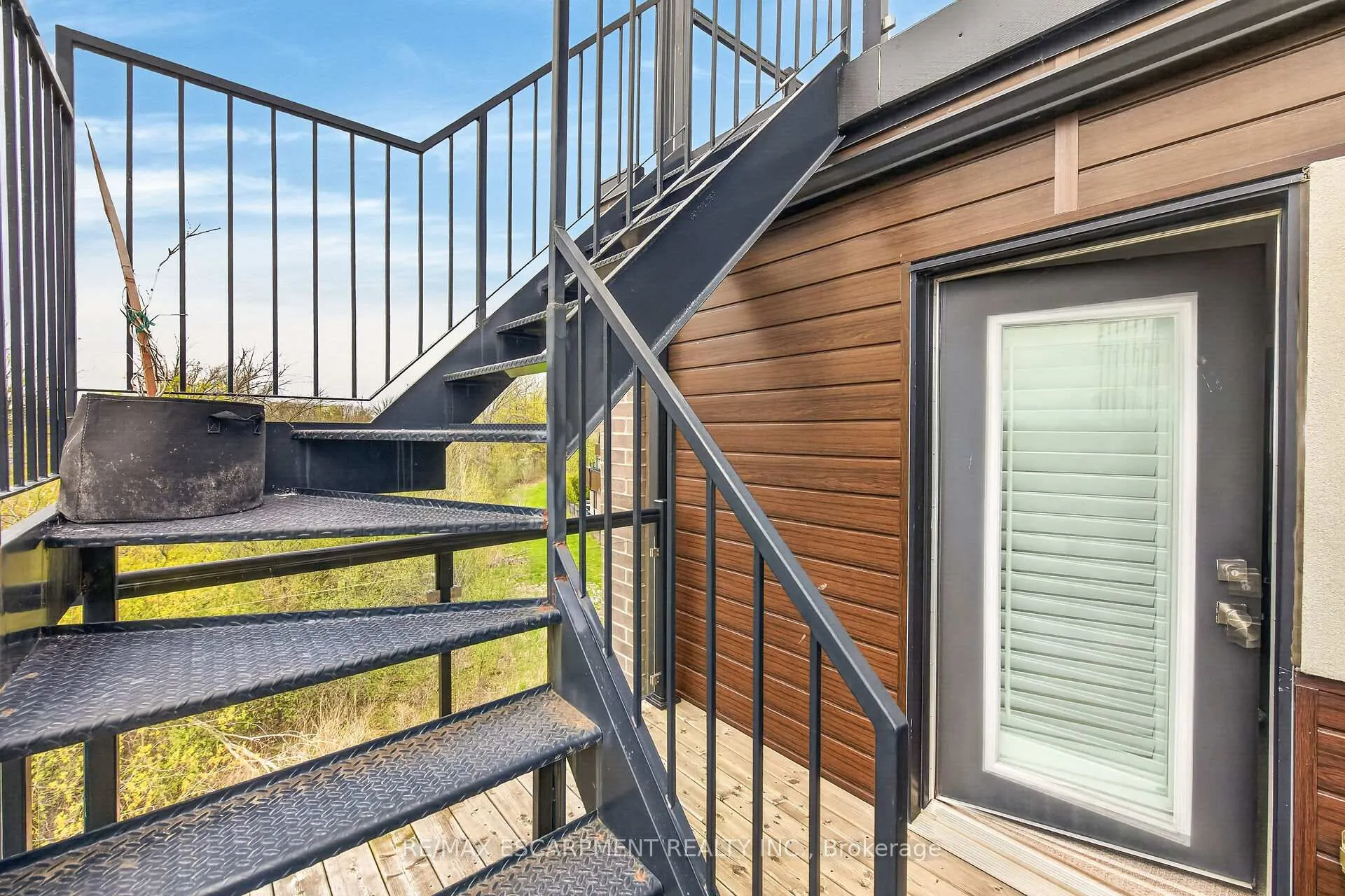 Photo 32 of Unit 33, 35 Midhurst Heights, Hamilton, Stoney Creek Mountain — HOMEH