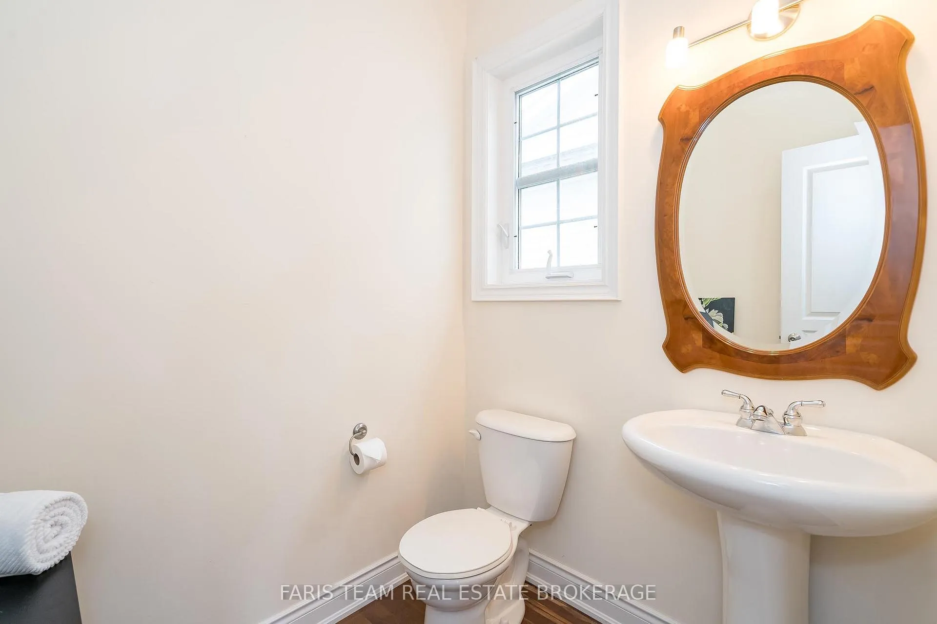 Photo 17 of 145 Wycliffe Cove, Tay, Victoria Harbour — HOMEH