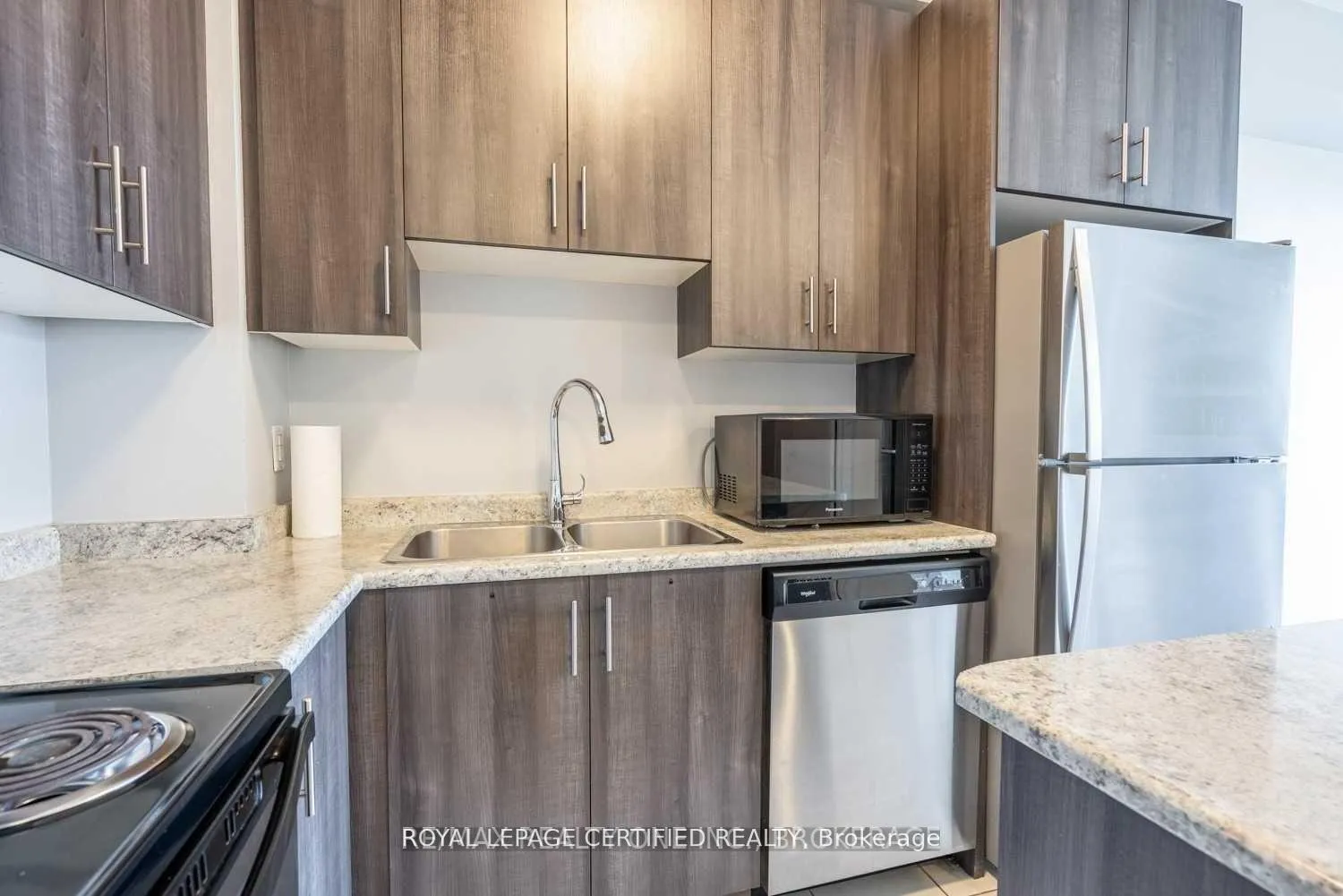 Photo 4 of Unit 615, 2486 Old Bronte Road, Oakville, Westmount — HOMEH