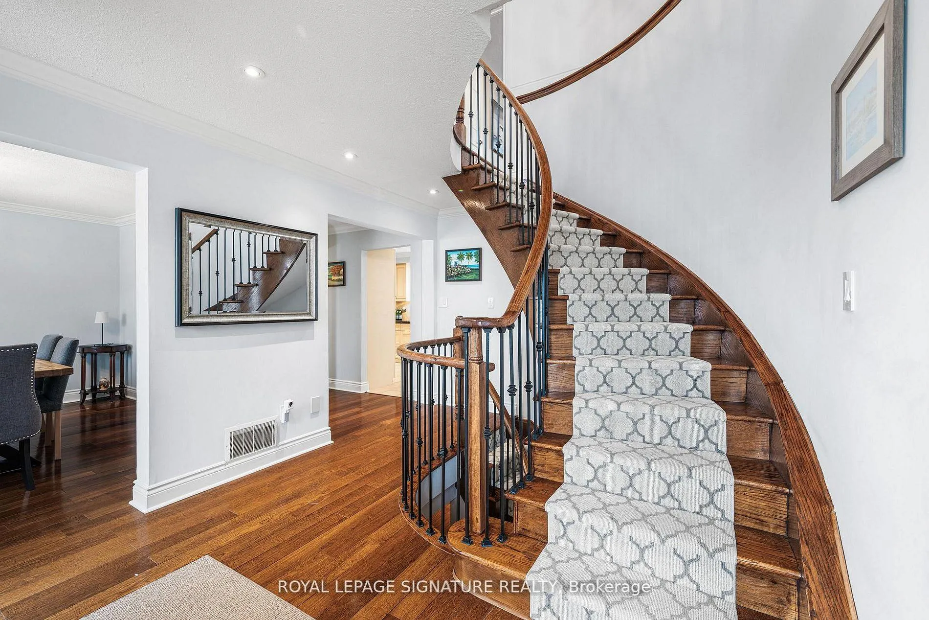 Photo 4 of 238 Hoover Drive, Pickering, Rougemount — HOMEH