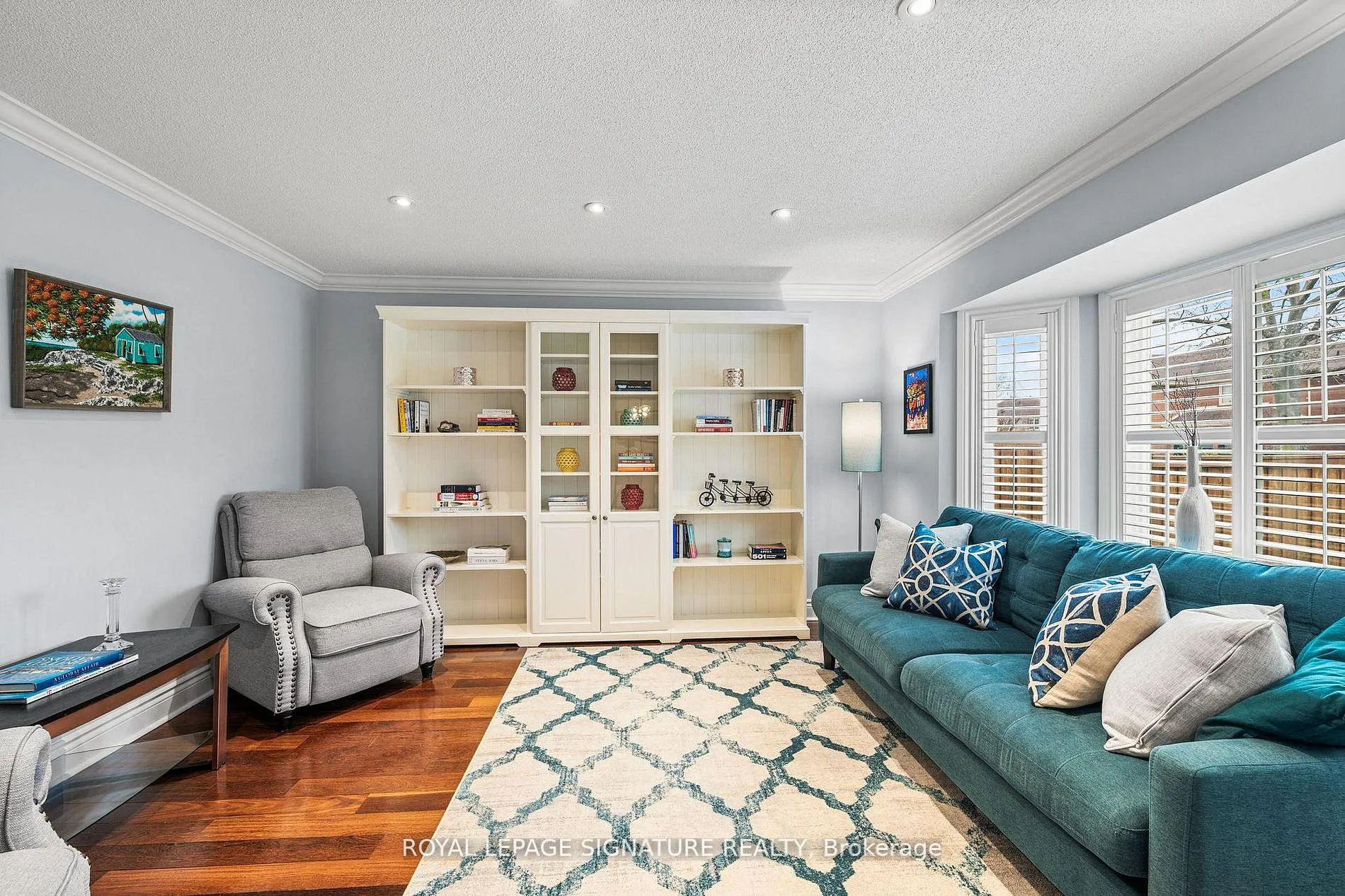 Photo 5 of 238 Hoover Drive, Pickering, Rougemount — HOMEH