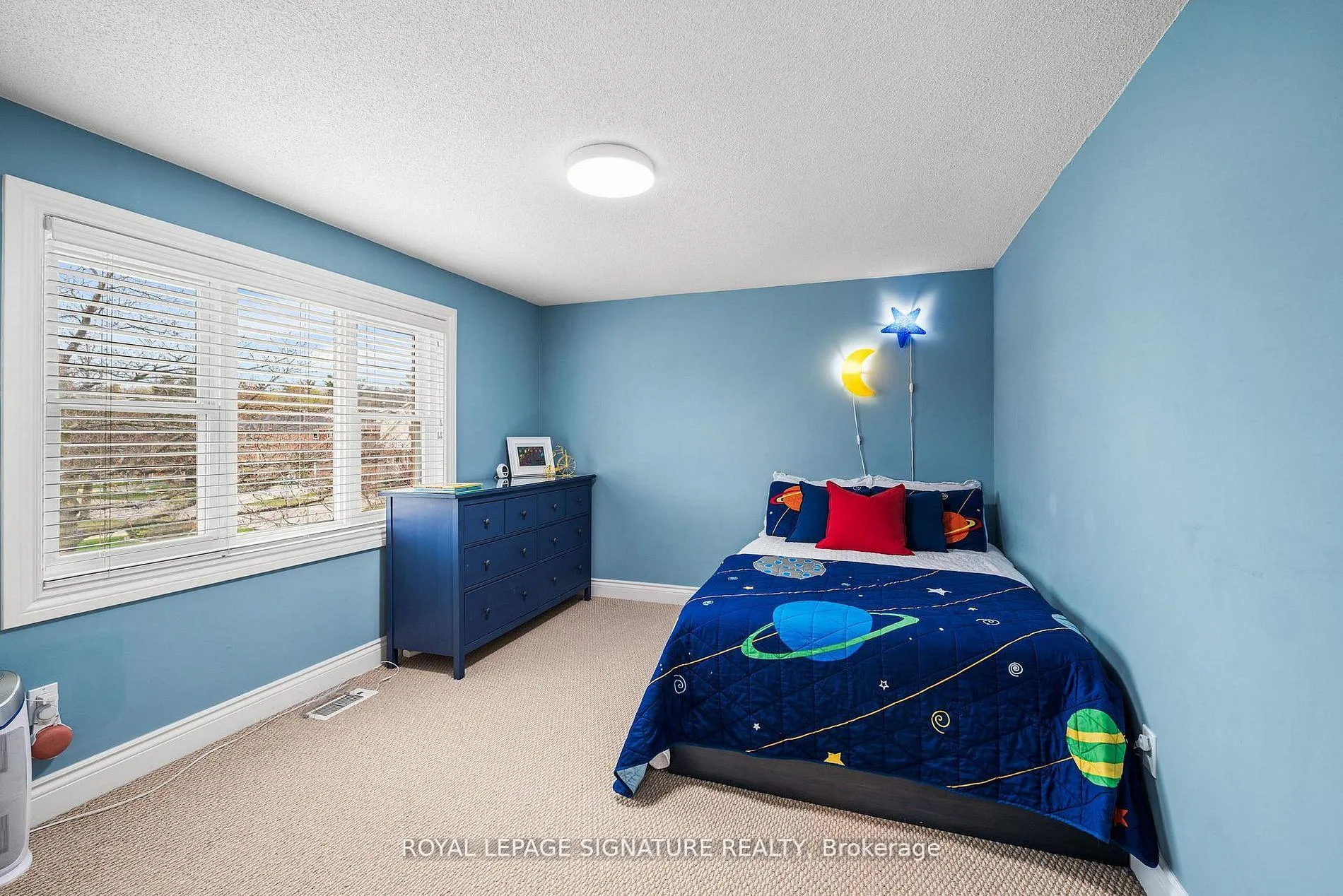 Photo 25 of 238 Hoover Drive, Pickering, Rougemount — HOMEH