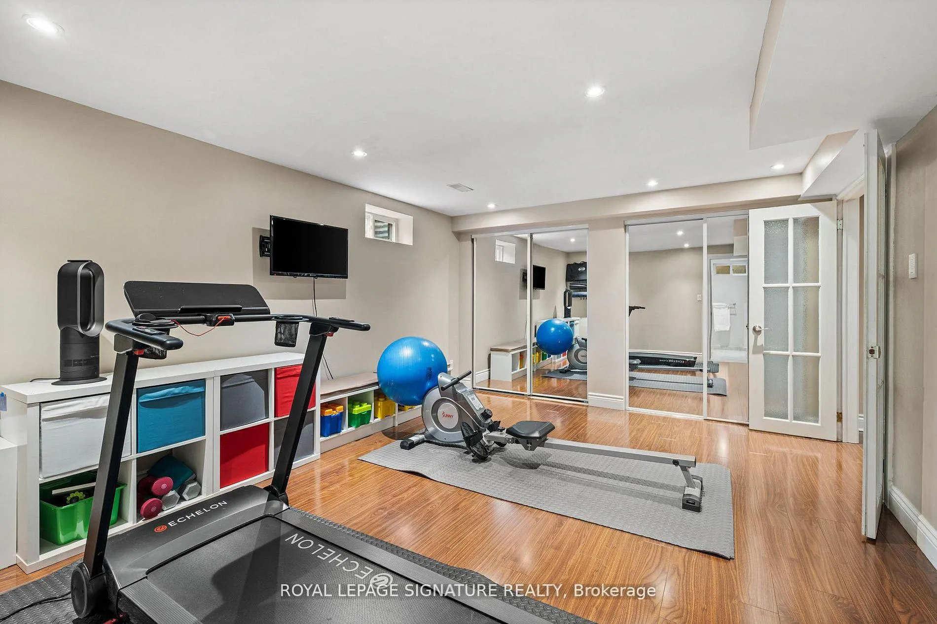 Photo 32 of 238 Hoover Drive, Pickering, Rougemount — HOMEH