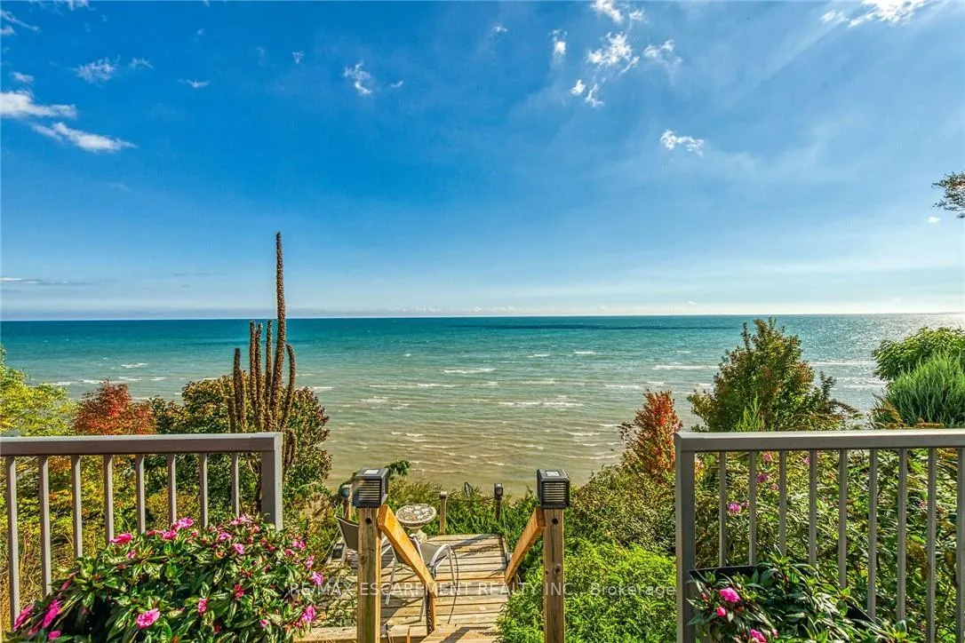 Photo 4 of 2023 Maple Boulevard, Norfolk, Port Dover — HOMEH
