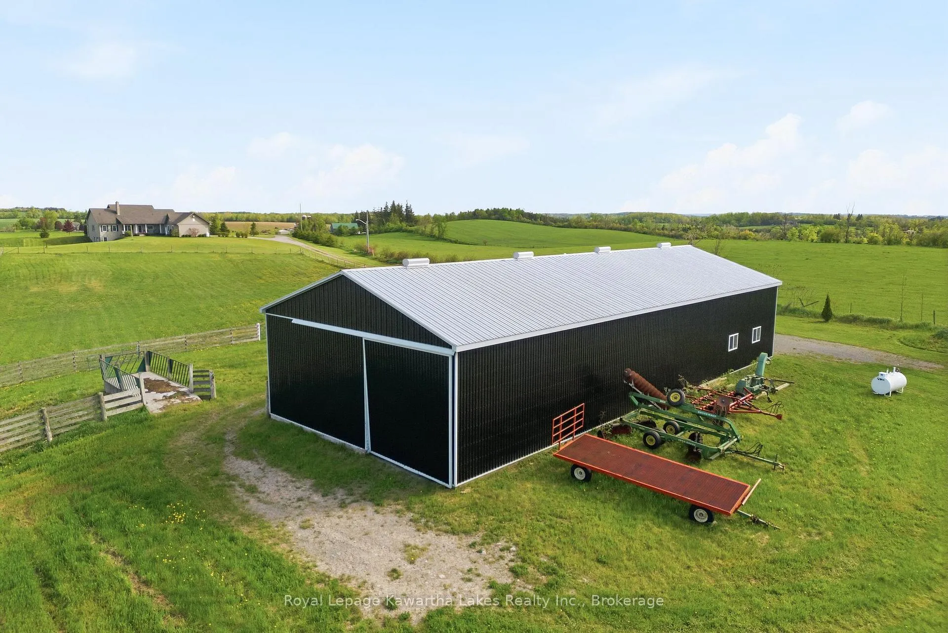 Photo 8 of 431 Meadowview Road, Kawartha Lakes, Emily — HOMEH