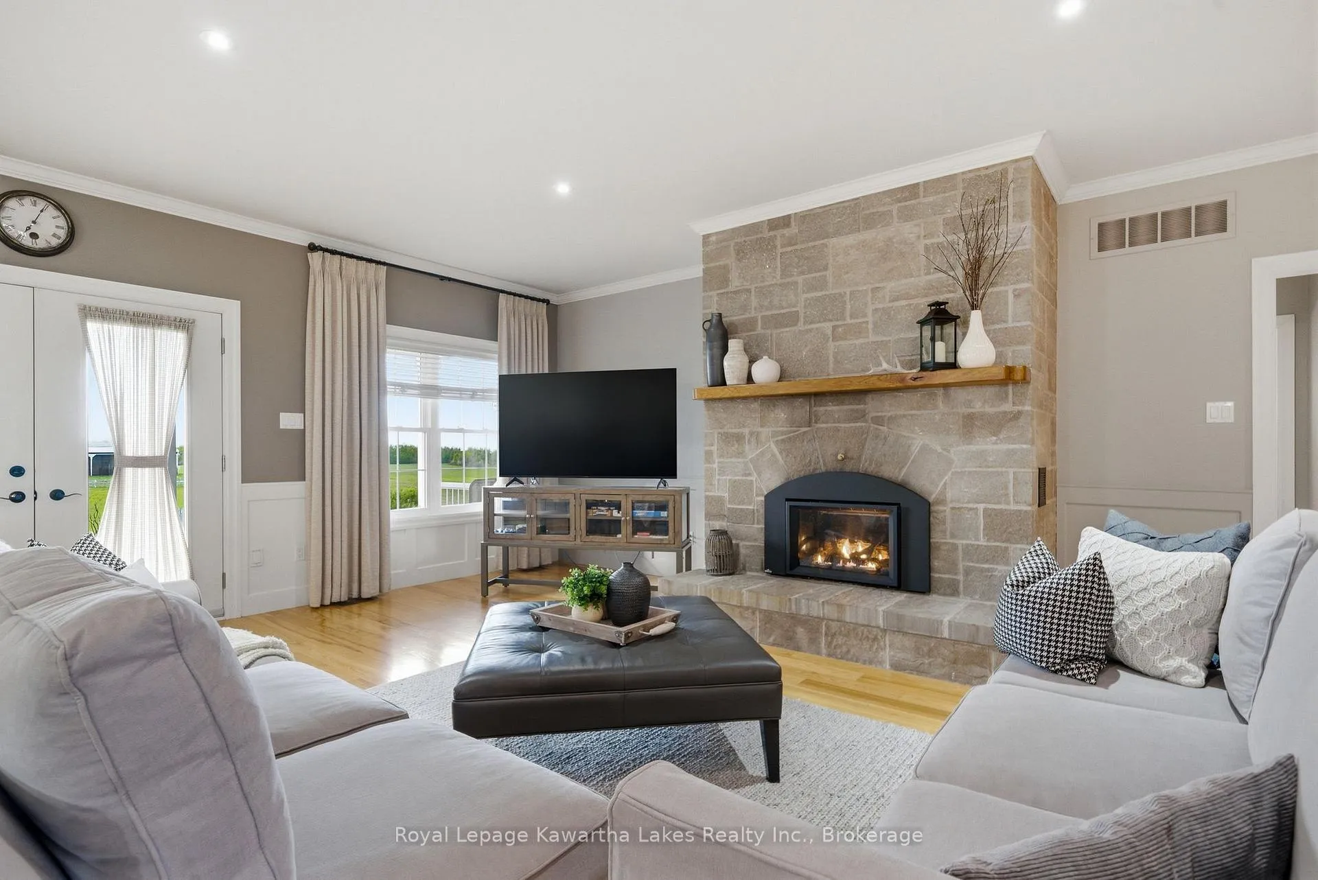 Photo 19 of 431 Meadowview Road, Kawartha Lakes, Emily — HOMEH