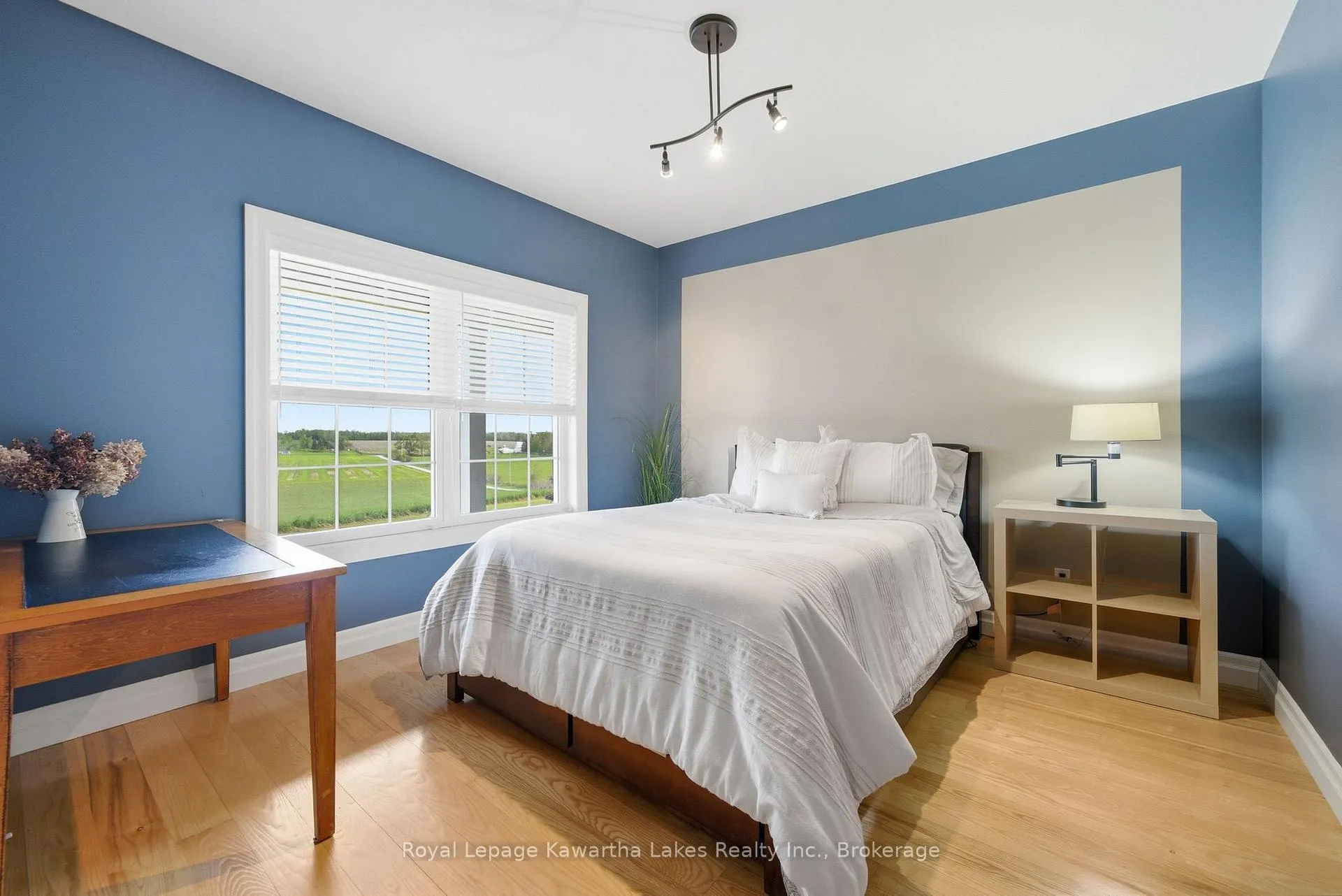Photo 23 of 431 Meadowview Road, Kawartha Lakes, Emily — HOMEH