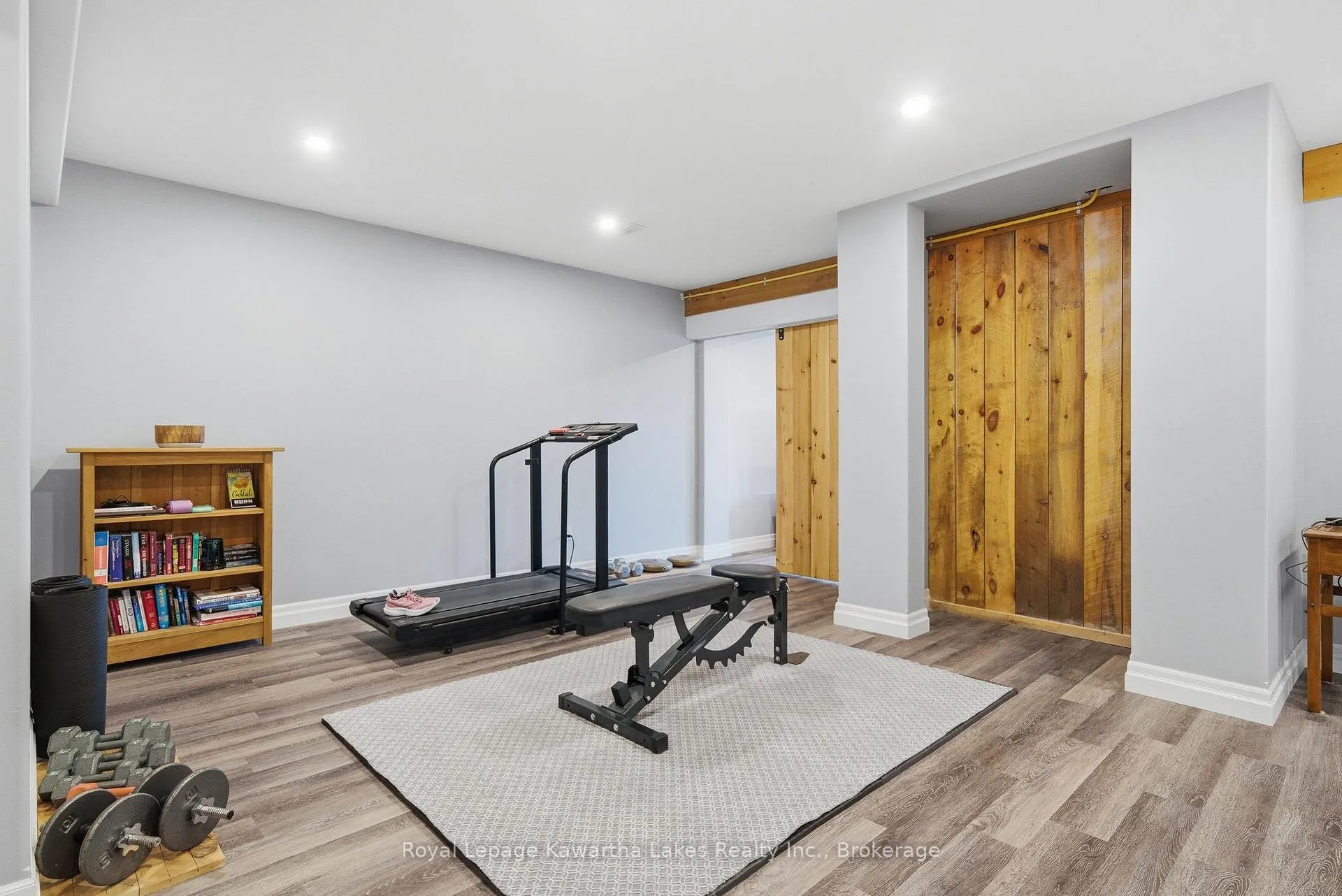 Photo 33 of 431 Meadowview Road, Kawartha Lakes, Emily — HOMEH
