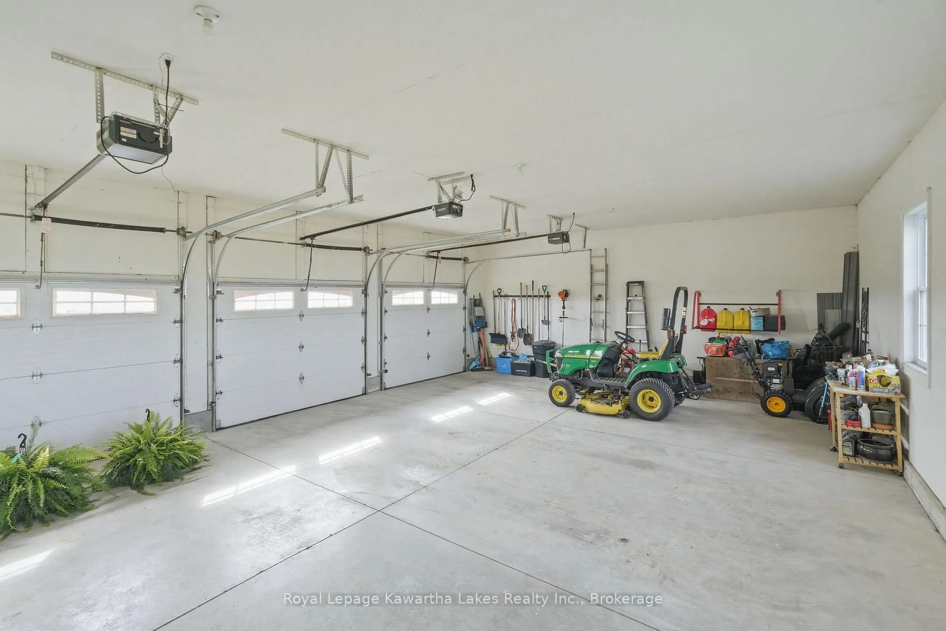 Photo 36 of 431 Meadowview Road, Kawartha Lakes, Emily — HOMEH