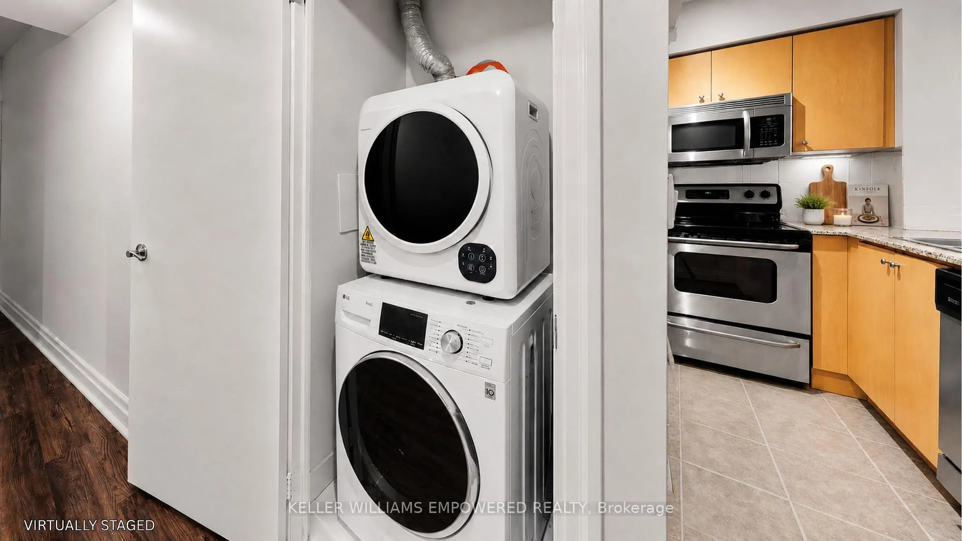 Photo 19 of Unit 311, 8 Scollard Street, Toronto, The Annex — HOMEH