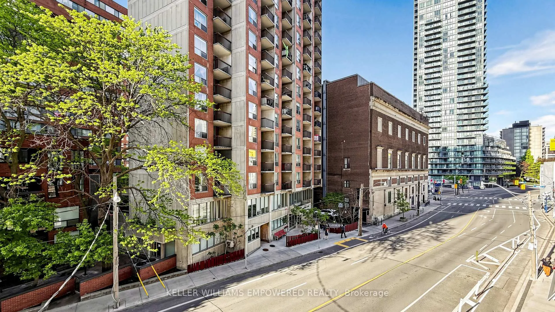 Photo 22 of Unit 311, 8 Scollard Street, Toronto, The Annex — HOMEH