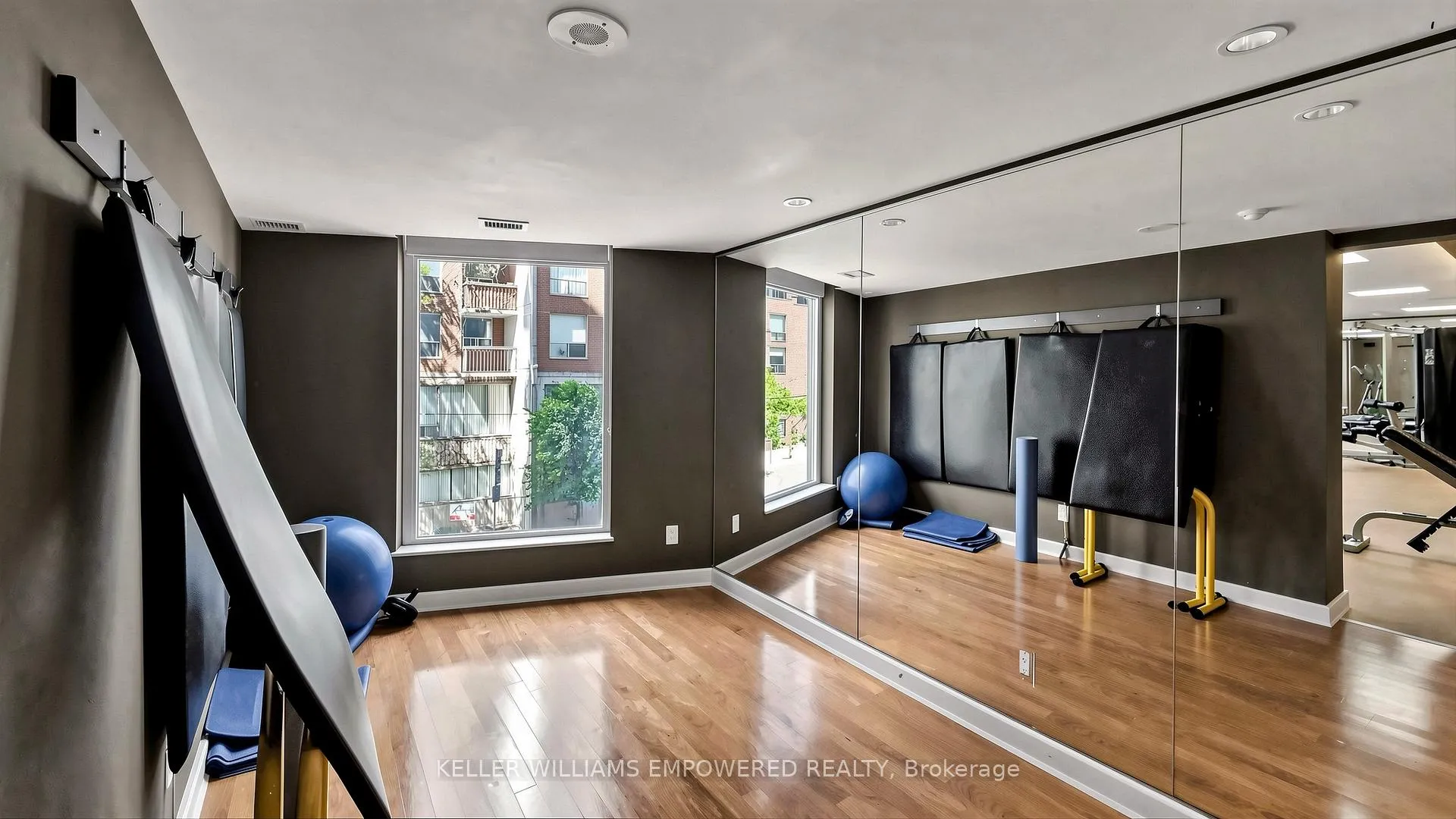 Photo 30 of Unit 311, 8 Scollard Street, Toronto, The Annex — HOMEH
