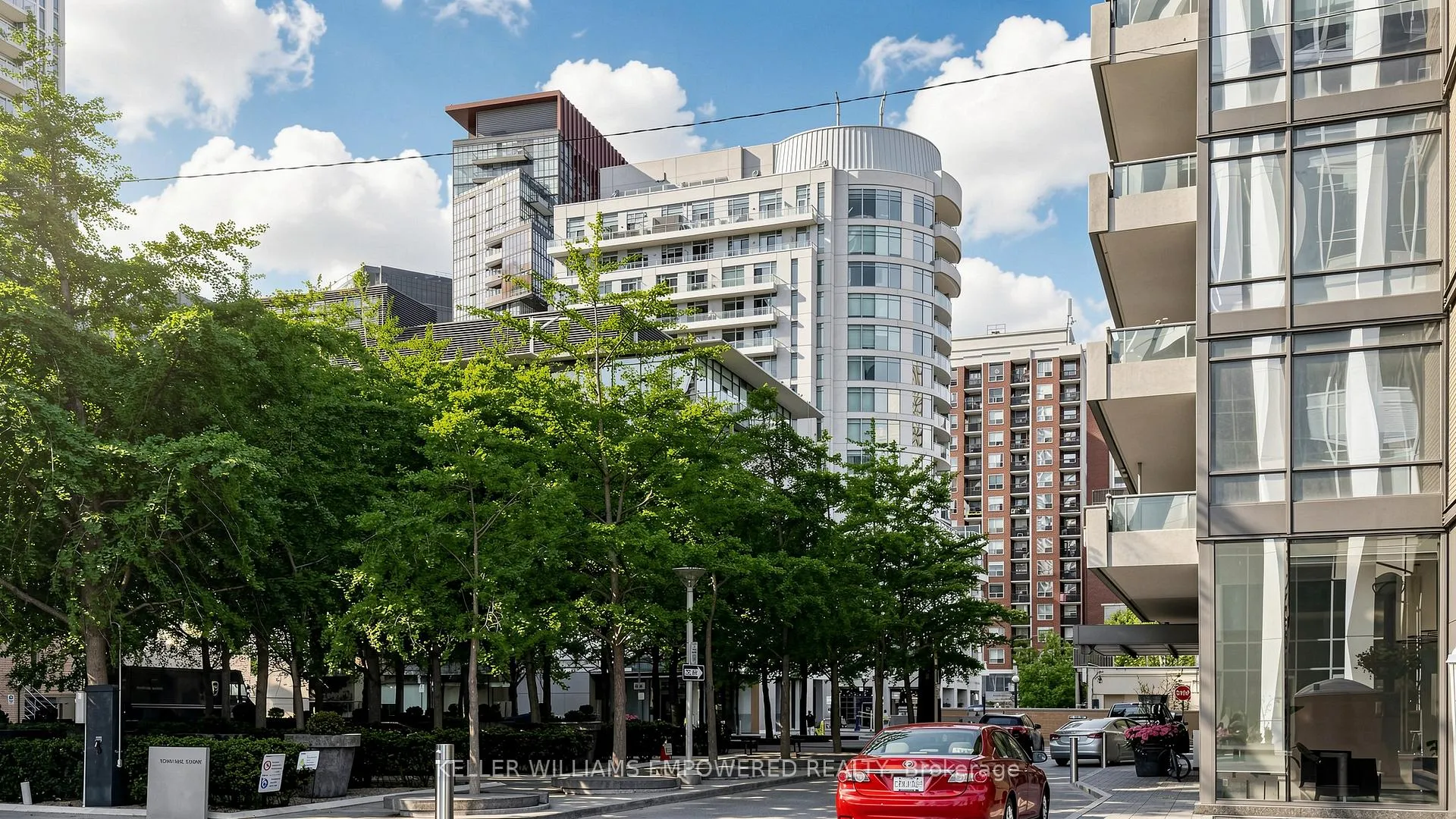 Photo 38 of Unit 311, 8 Scollard Street, Toronto, The Annex — HOMEH