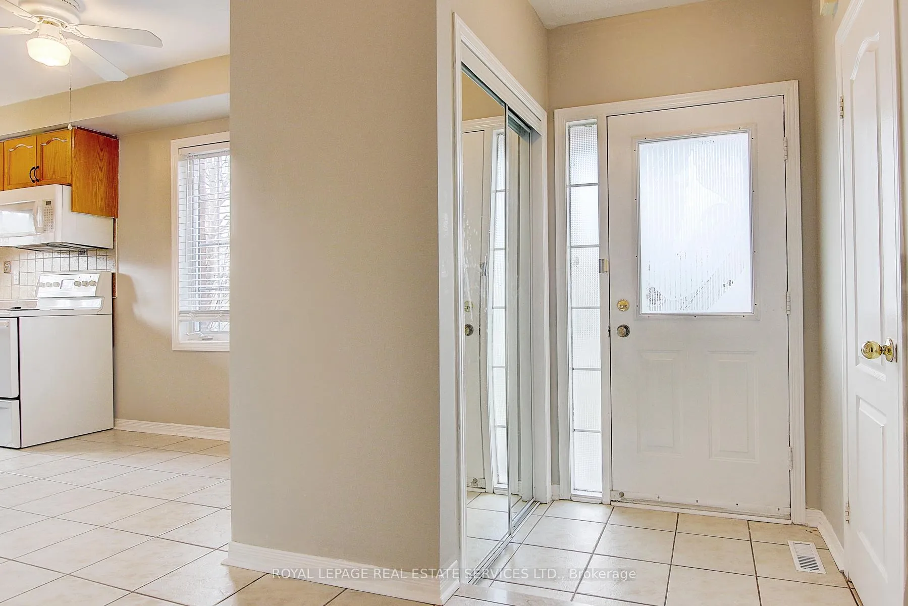Photo 4 of 1498 Pinecliff Road, Oakville, West Oak Trails — HOMEH