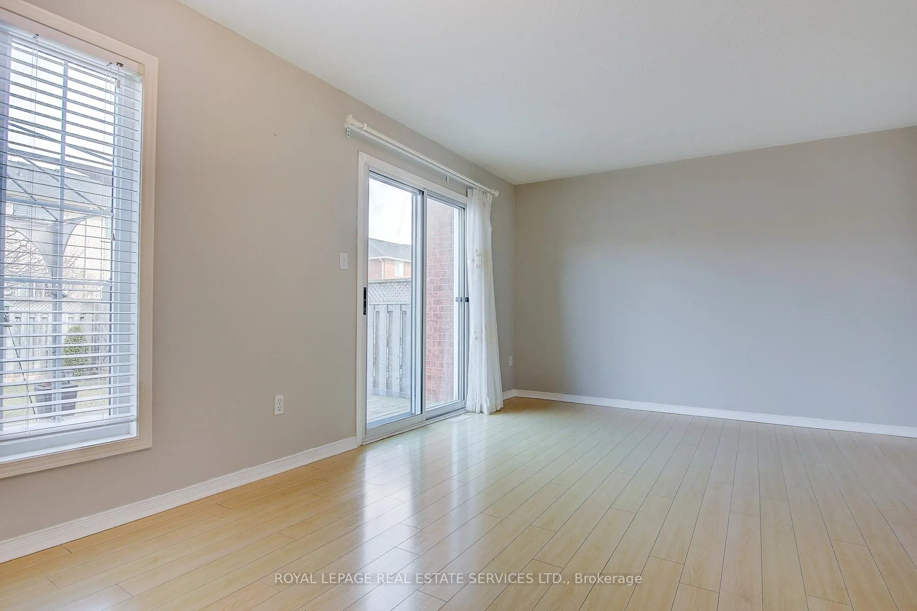 Photo 7 of 1498 Pinecliff Road, Oakville, West Oak Trails — HOMEH