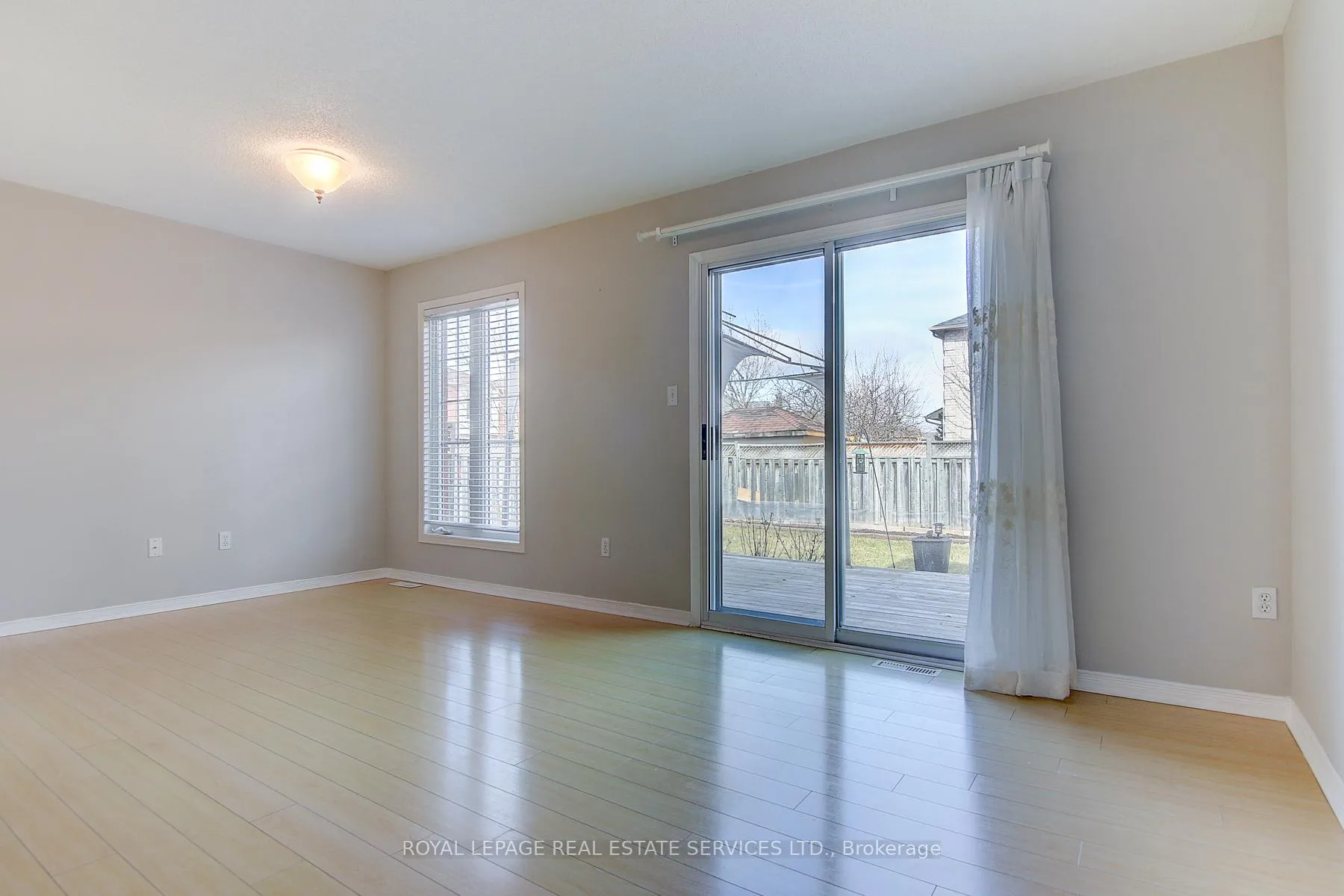 Photo 8 of 1498 Pinecliff Road, Oakville, West Oak Trails — HOMEH