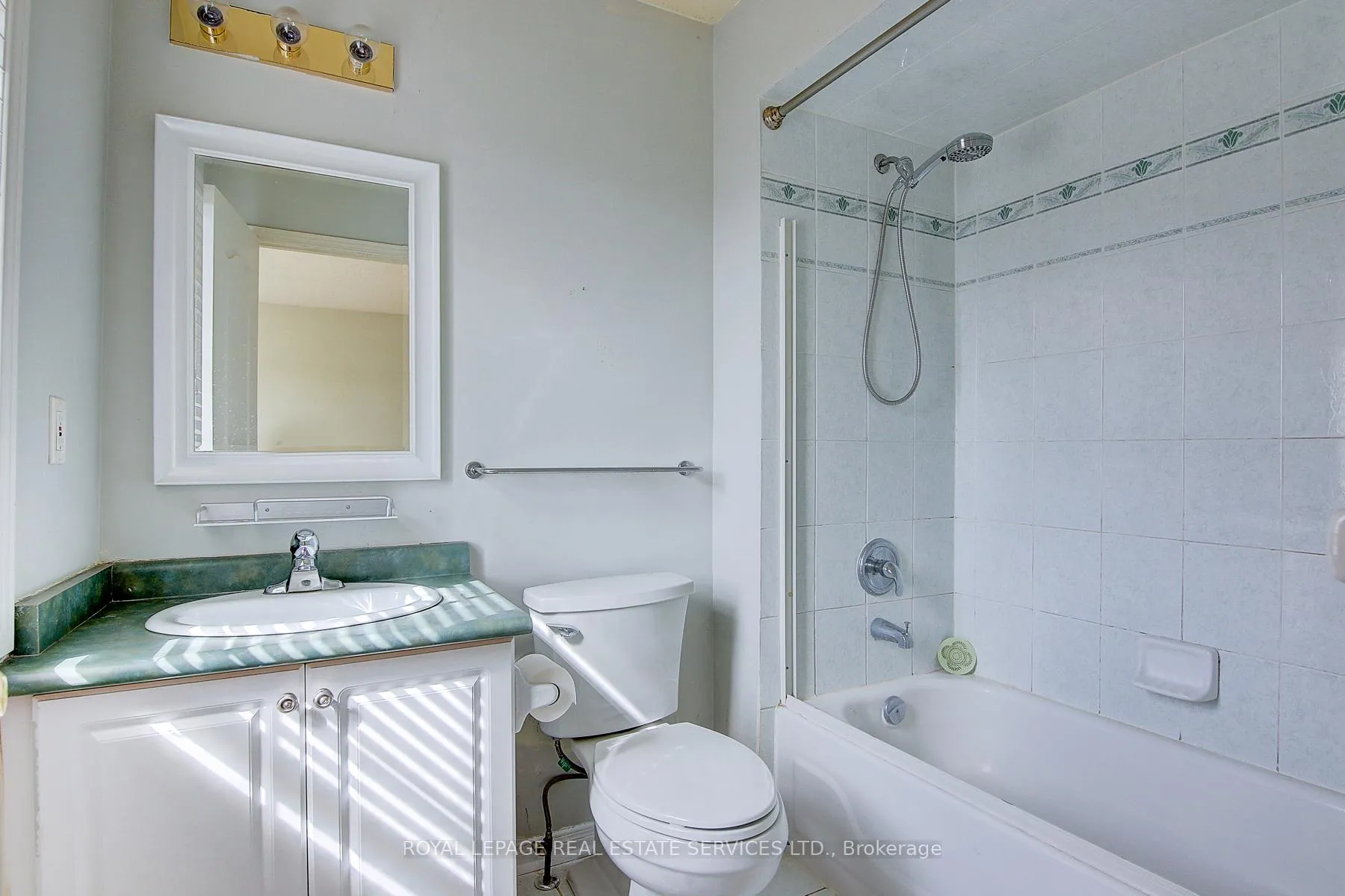 Photo 16 of 1498 Pinecliff Road, Oakville, West Oak Trails — HOMEH