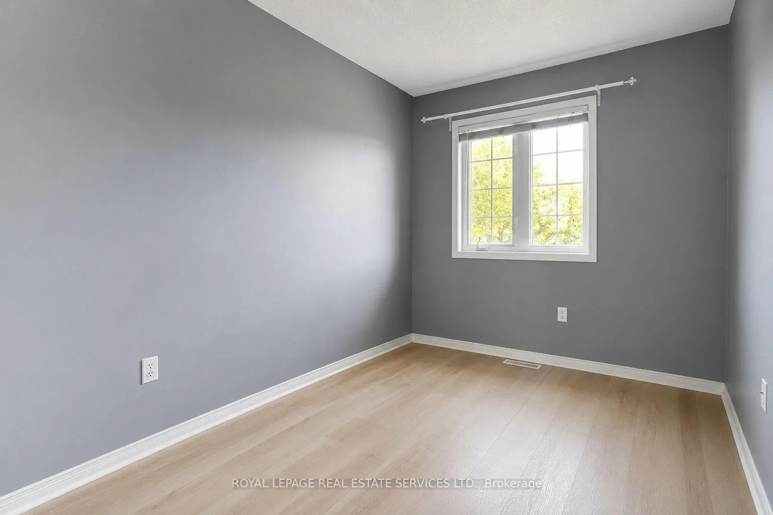 Photo 18 of 1498 Pinecliff Road, Oakville, West Oak Trails — HOMEH