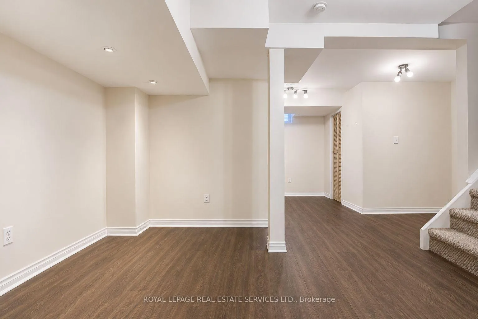 Photo 22 of 1498 Pinecliff Road, Oakville, West Oak Trails — HOMEH