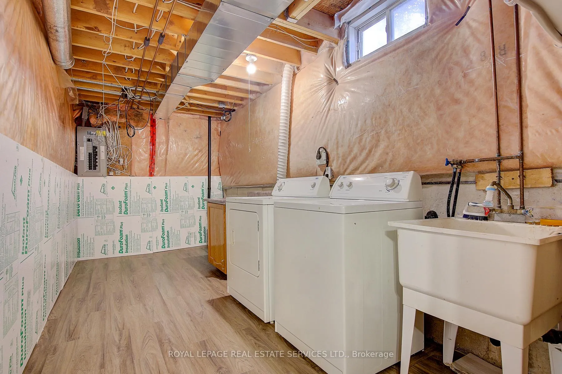 Photo 23 of 1498 Pinecliff Road, Oakville, West Oak Trails — HOMEH