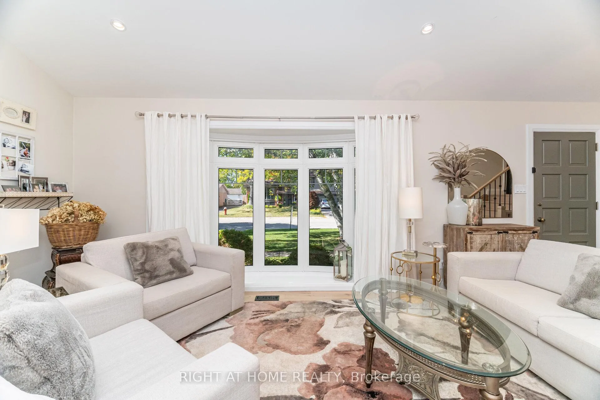 Photo 10 of 5188 Cherryhill Crescent, Burlington, Appleby — HOMEH