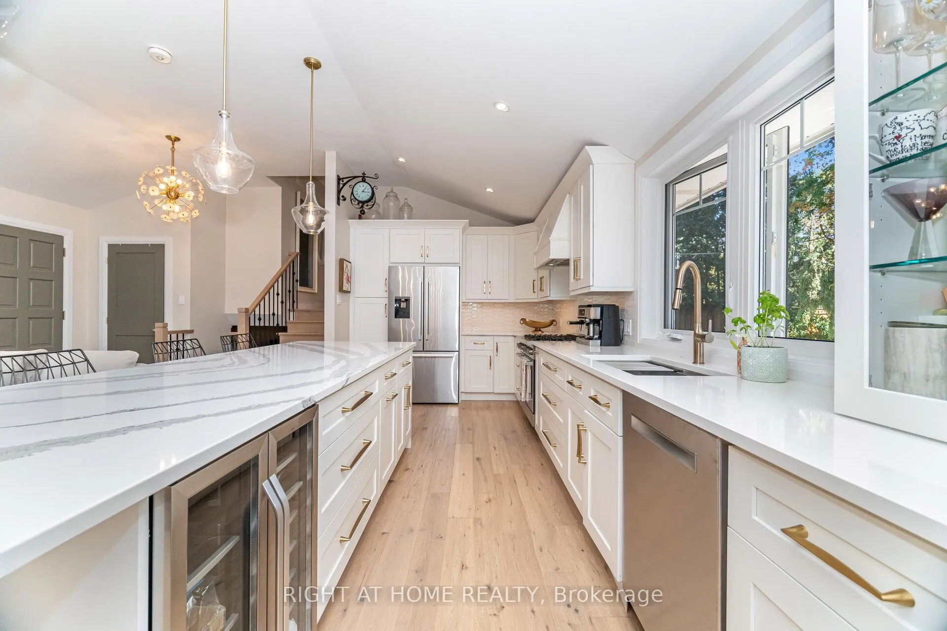 Photo 14 of 5188 Cherryhill Crescent, Burlington, Appleby — HOMEH