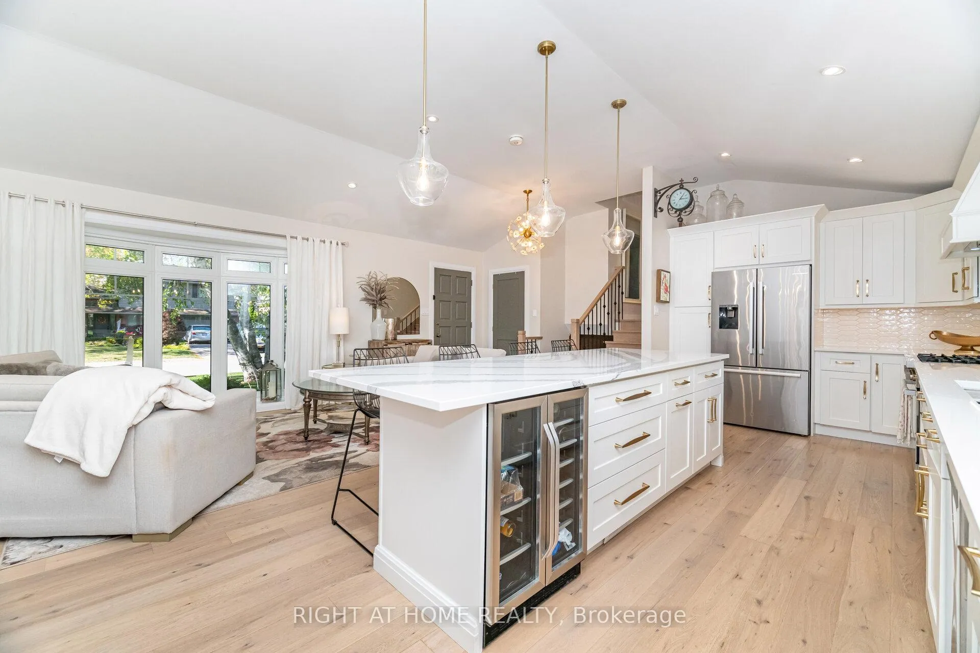 Photo 18 of 5188 Cherryhill Crescent, Burlington, Appleby — HOMEH